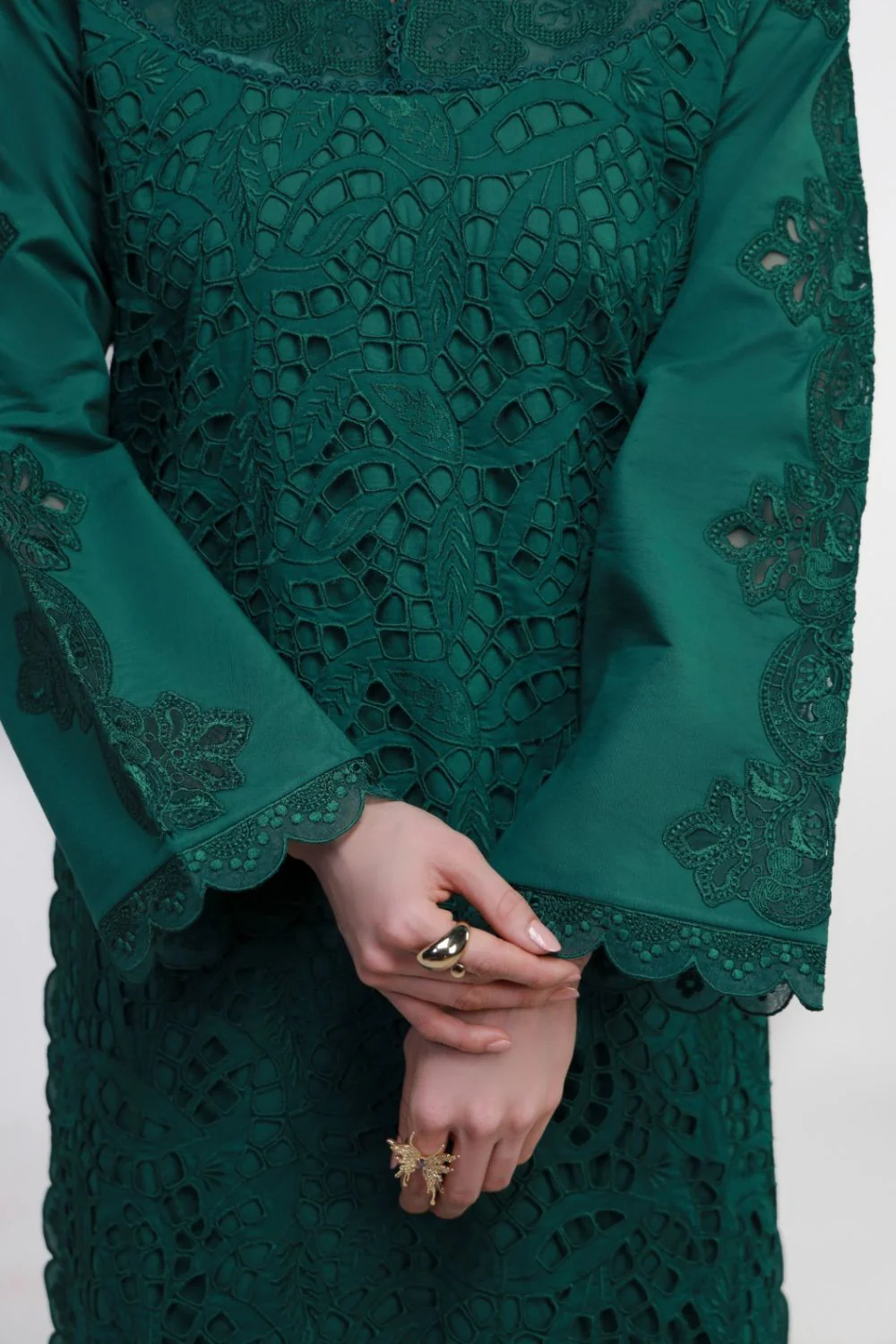 Gulmina Unstitched 3 Piece Luxury Lawn Vol-02 Suit-Emerald Drape With Long Shirt - Image 2