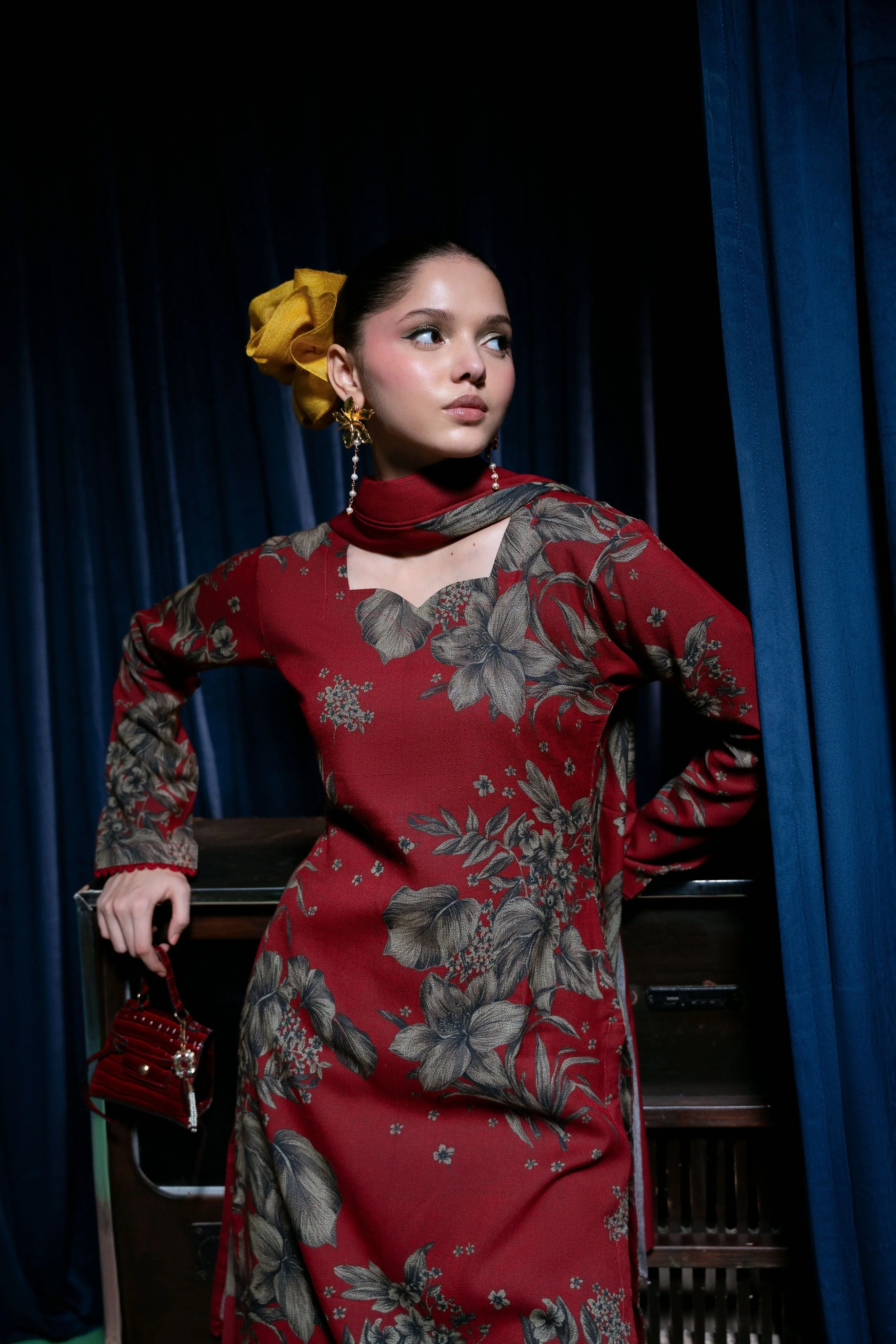 Feathers Unstitched 3 Piece Winter Collection-GULRUKH-FT419 - Image 4