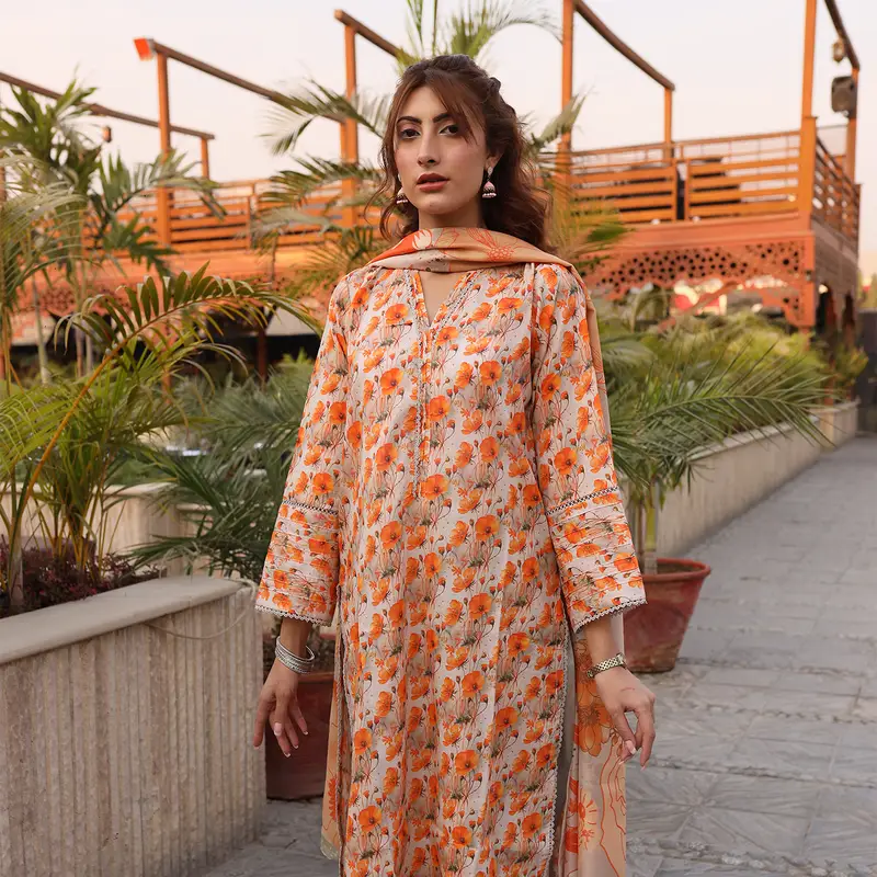 Heeriye 3 Piece Stitched Printed Lawn Suit - H306 - Image 4
