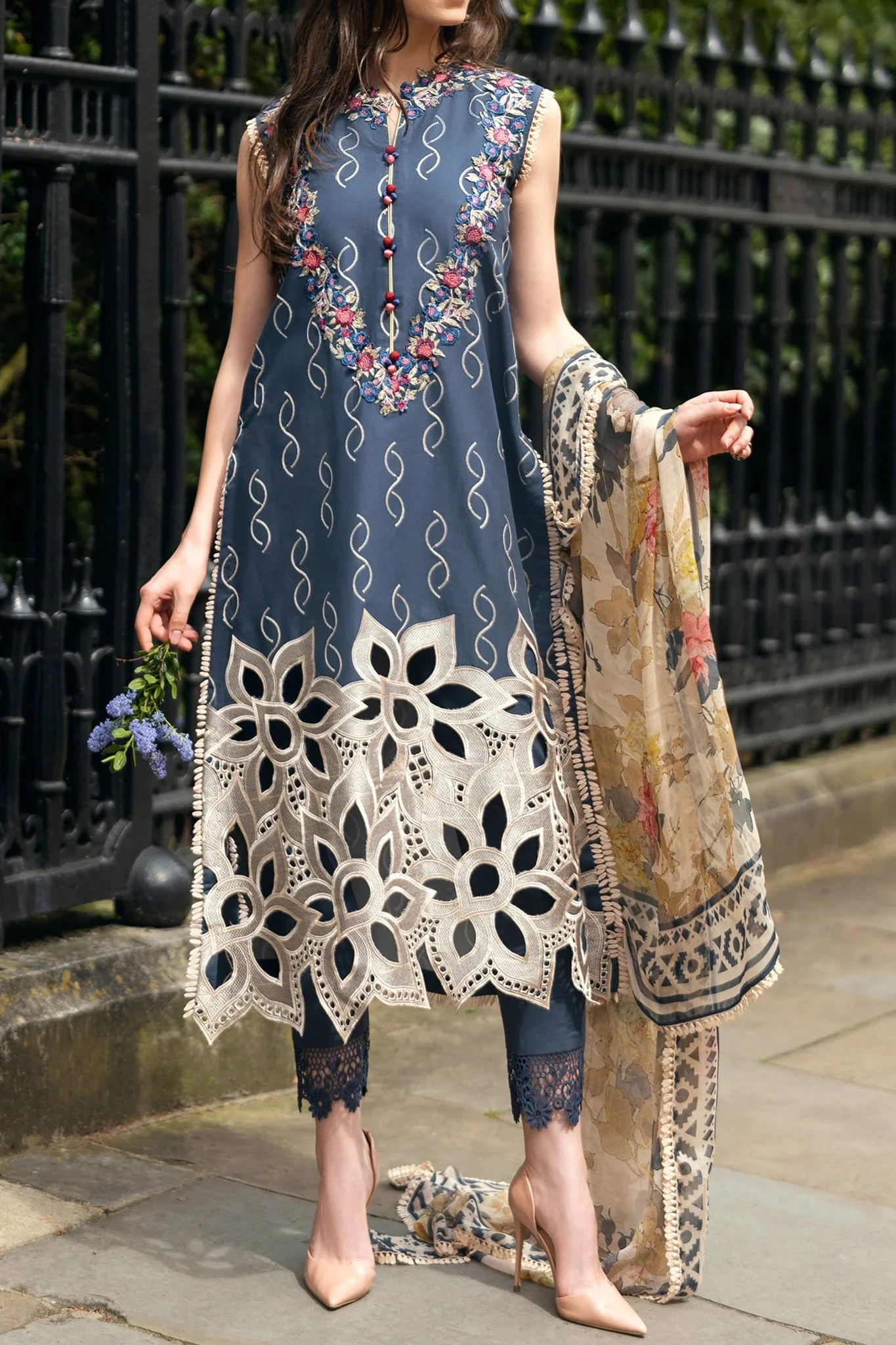 Hemline Odyssey By Mushq Unstitched 3 Piece Luxury Emb Lawn Suit-HMC-03-Petale Symphony - Image 4