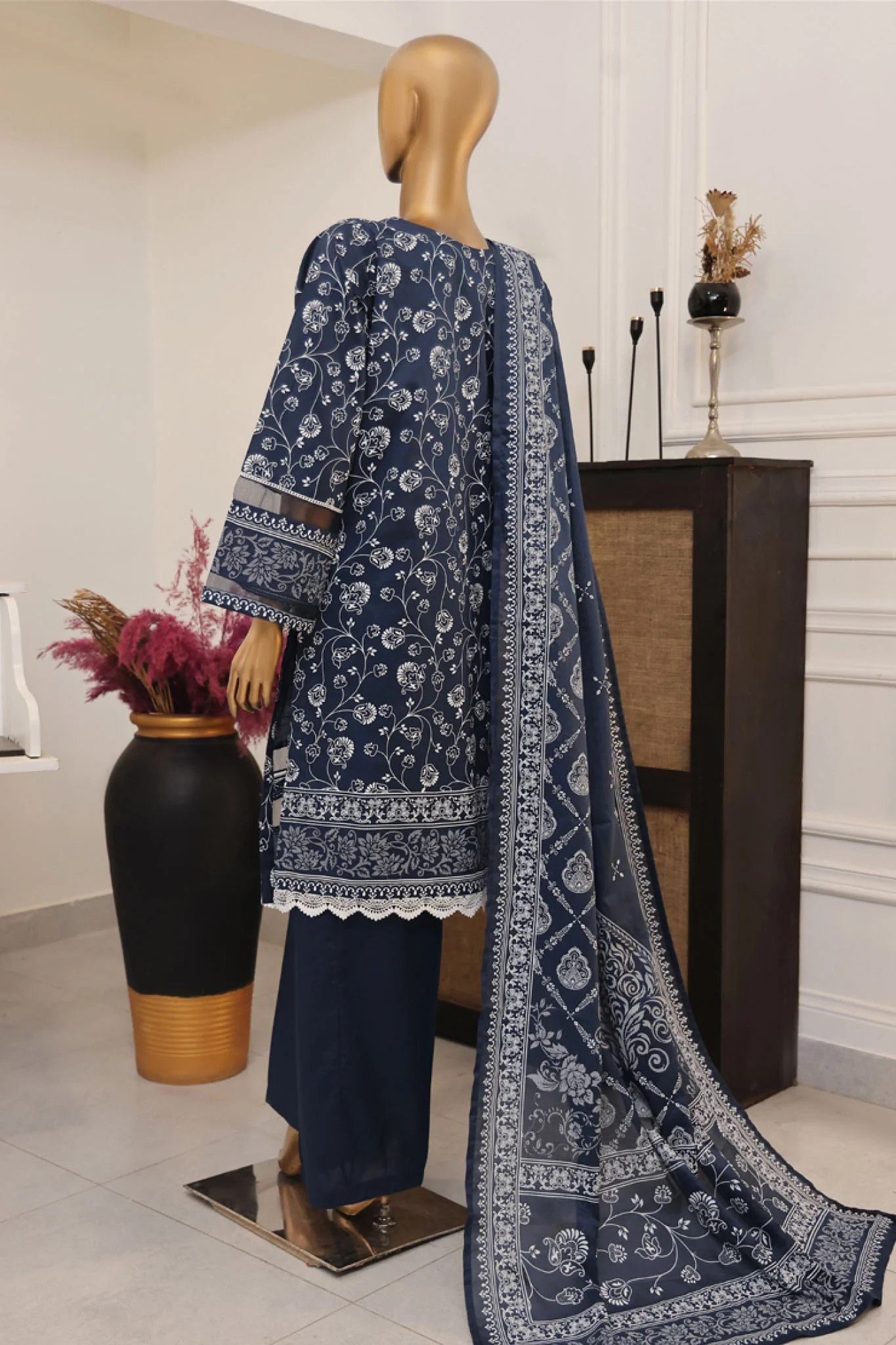 Hues Gold by Hz Stitched 3 Piece Festive Eid Edit Lawn Suit-SSP-3P-020 - Image 3