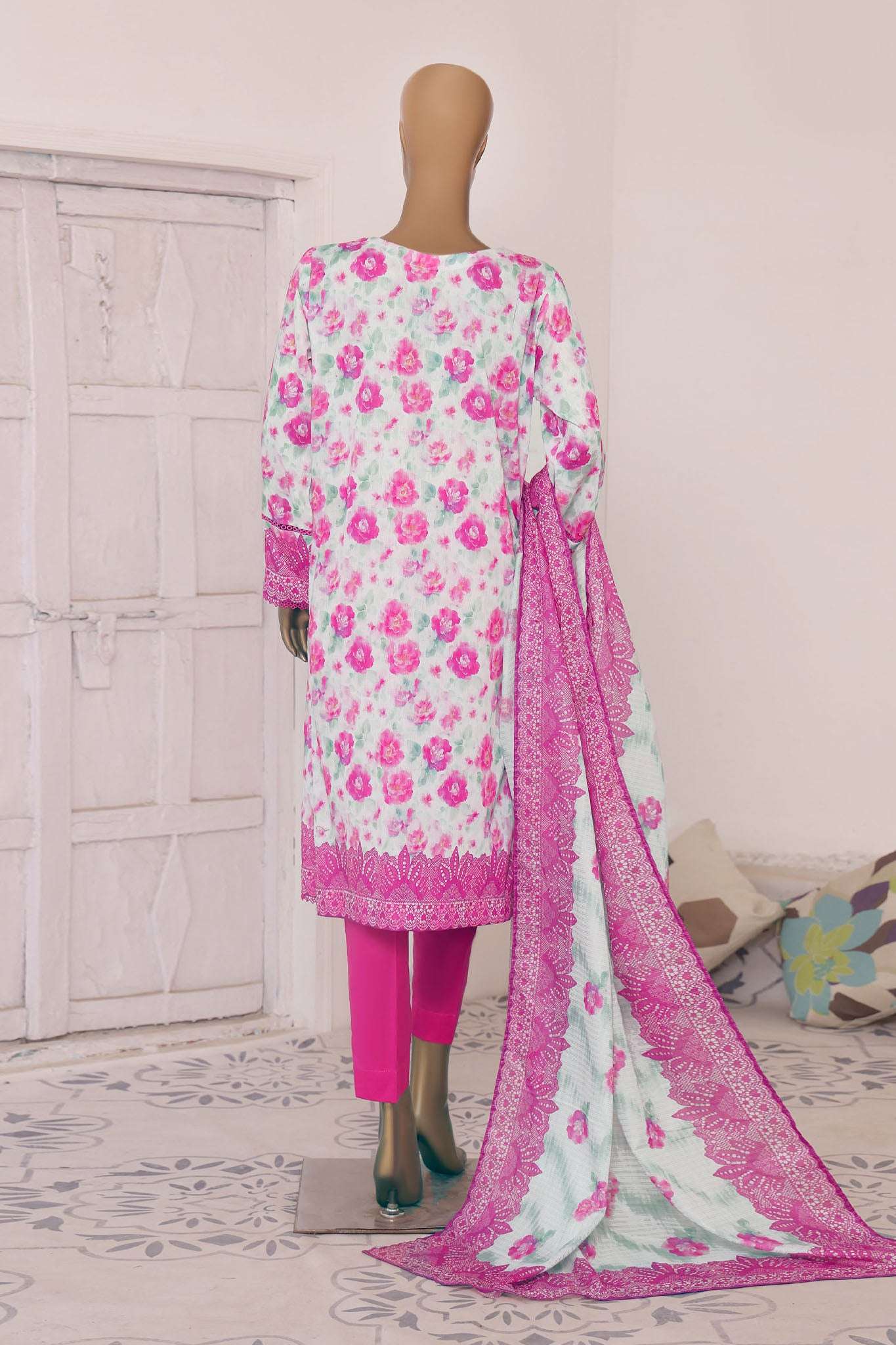 HZ Platinum Unstitched 3 Piece Digital Printed Lawn Vol-03 Suit-PPC-192 - Image 3