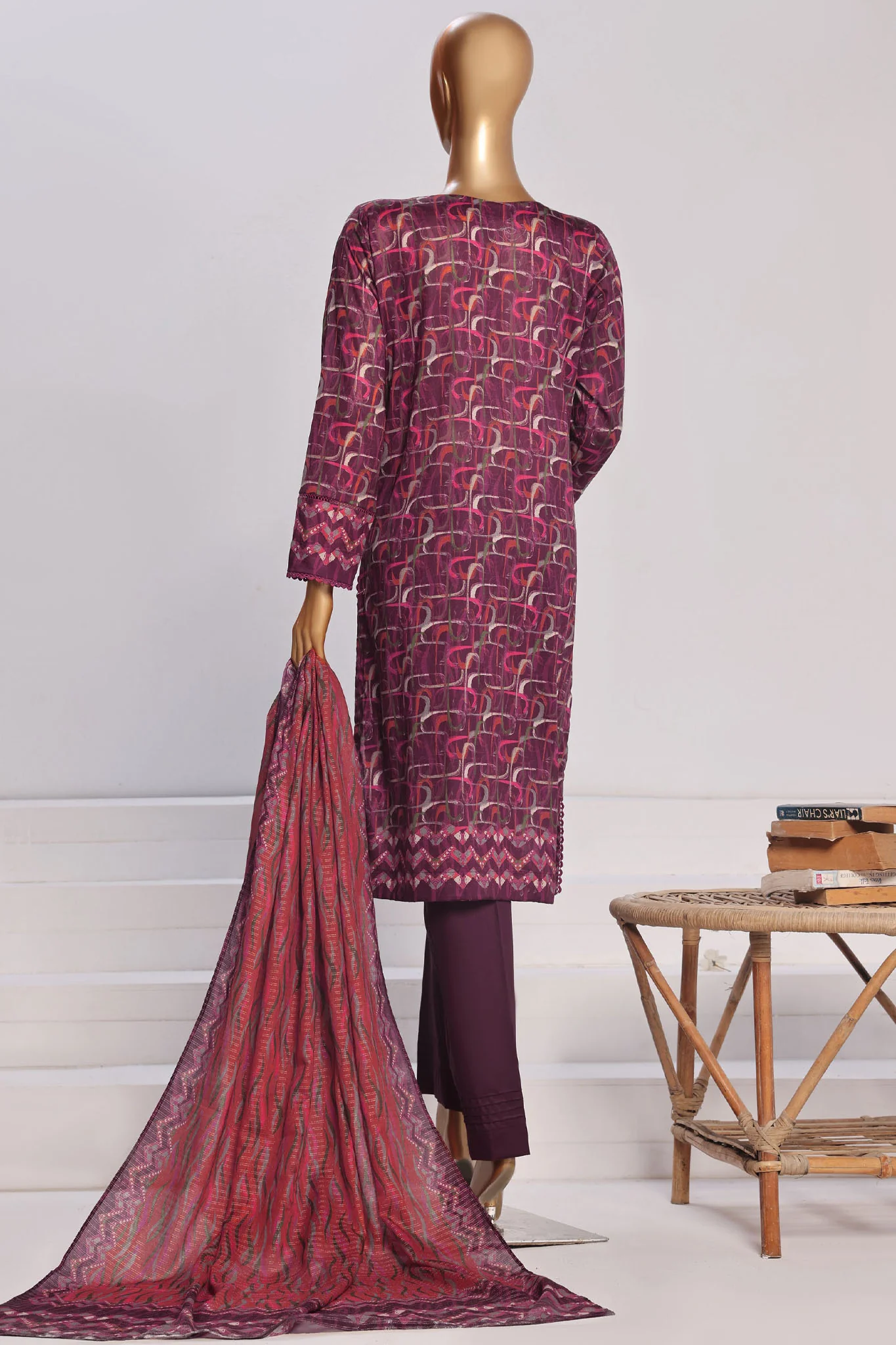 HZ Platinum Unstitched 3 Piece Printed Lawn Collection-PPC-169 - Image 3