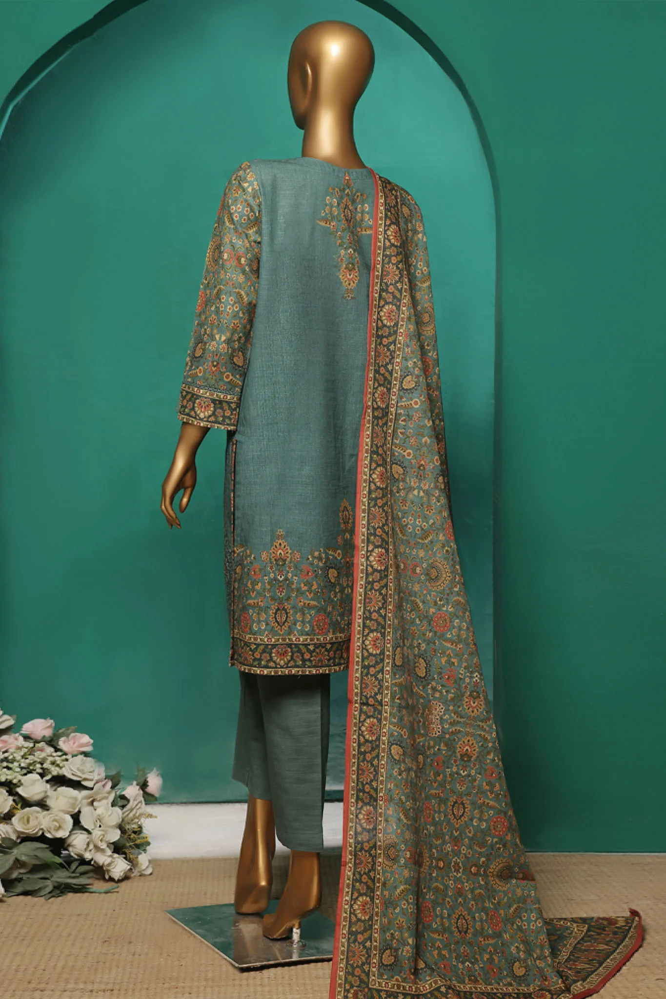 HZ Stitched 3 Piece Emb Khaddar Vol-03 Suit-KE-930 - Image 3