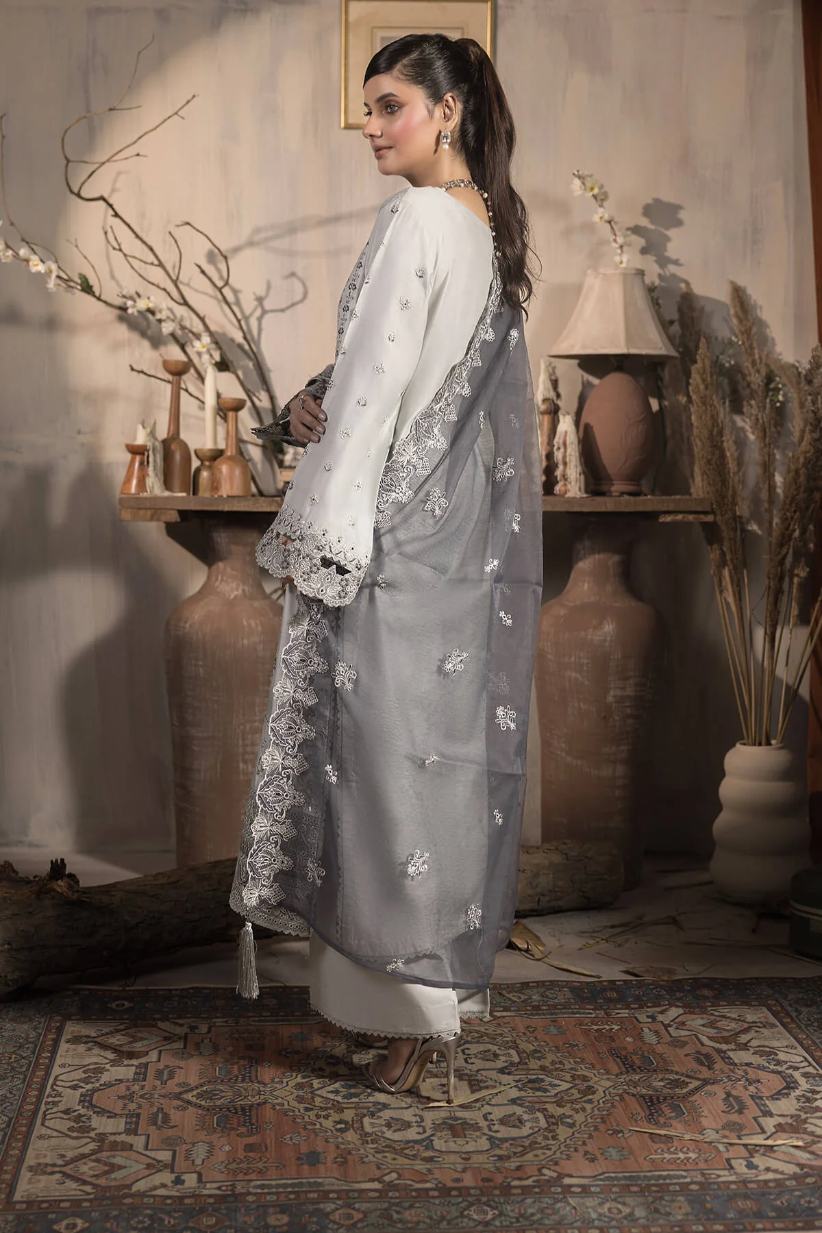 Sehar By Imrozia Stitched 3 Piece Winter Suit-I.P-77 Murjan - Image 3