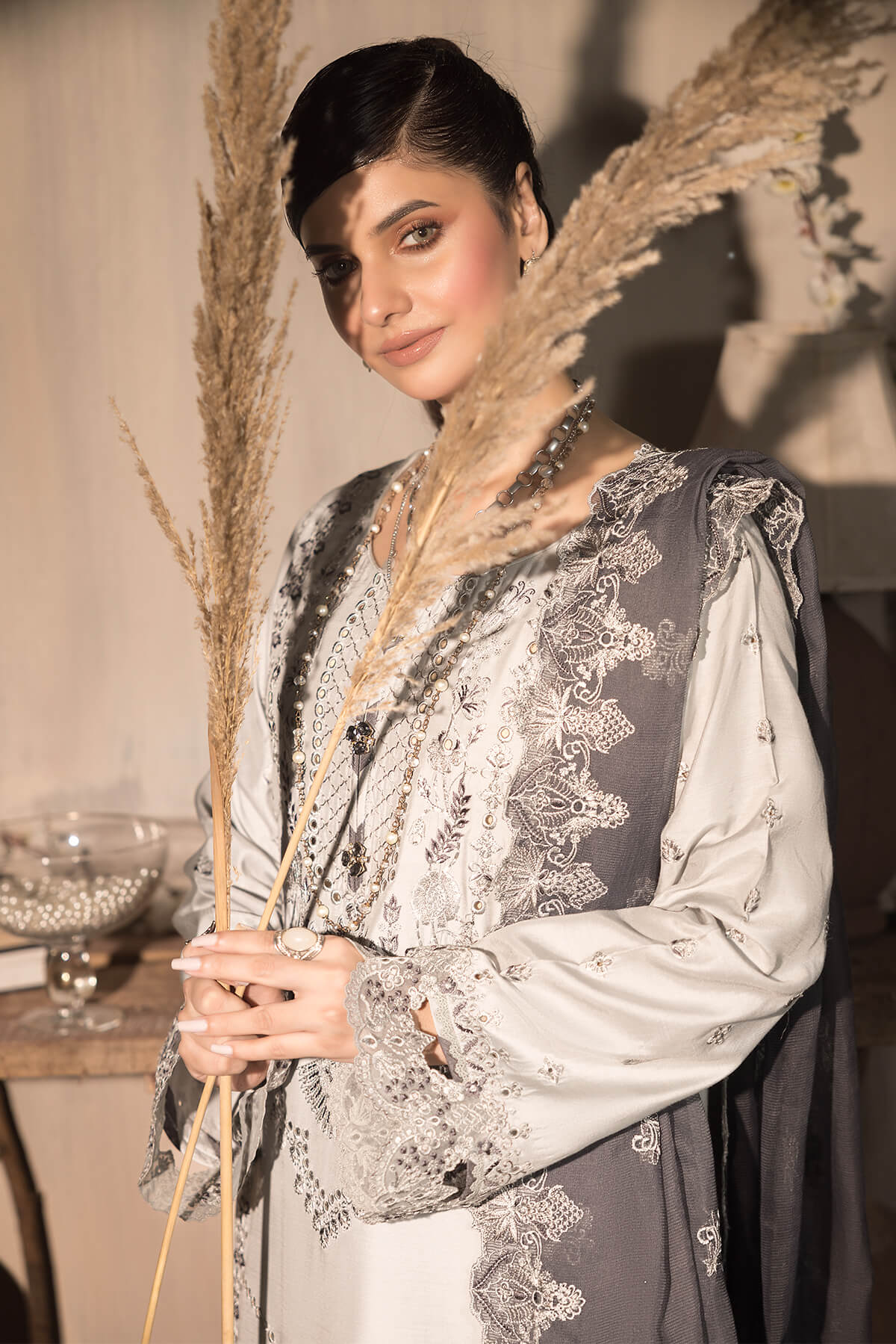 Sehar By Imrozia Stitched 3 Piece Winter Suit-I.P-77 Murjan - Image 5