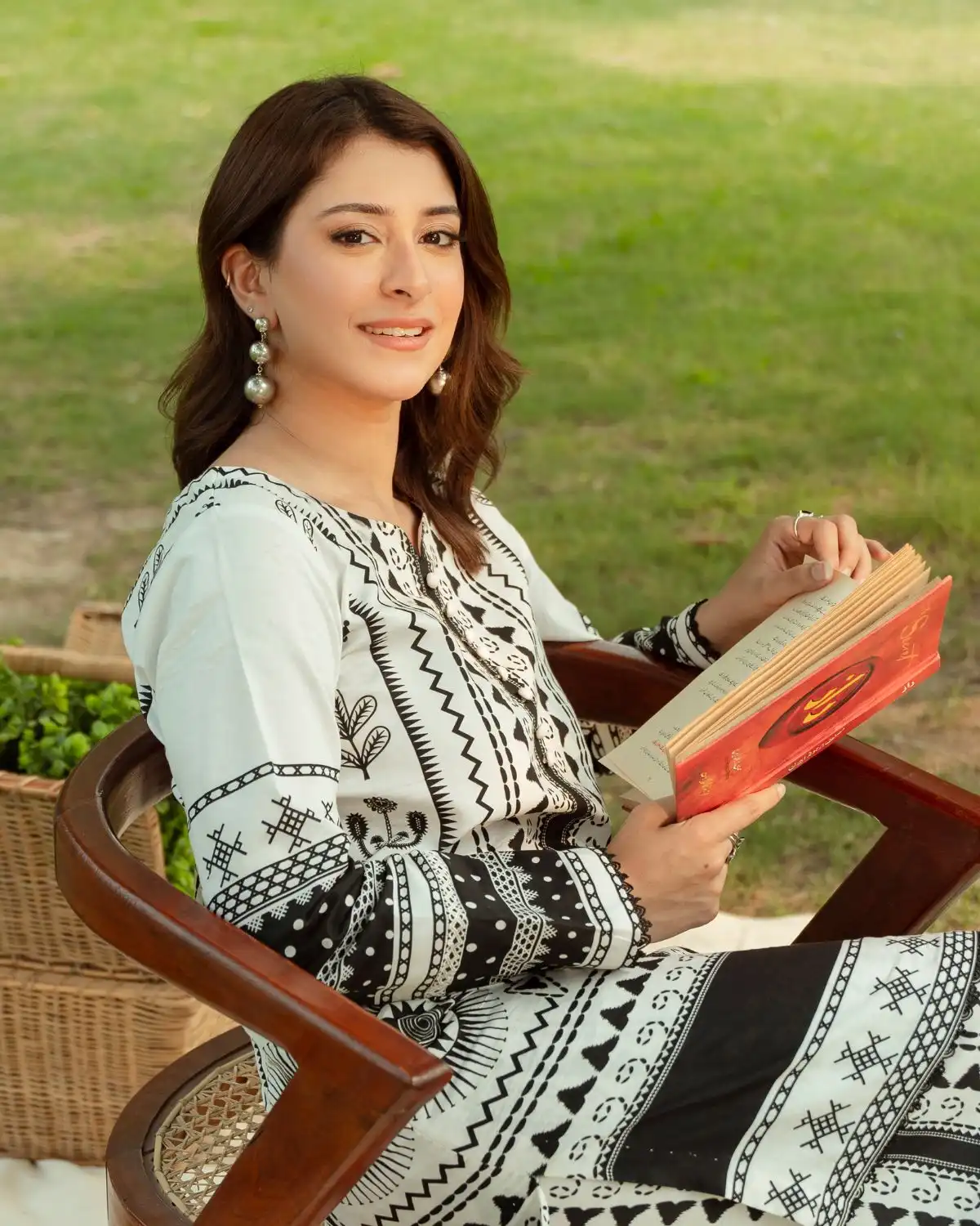 Gul Bahar By Inara Stitched 3 Piece Summer Suit-MONOCHROME TAILS DR-03 - Image 3