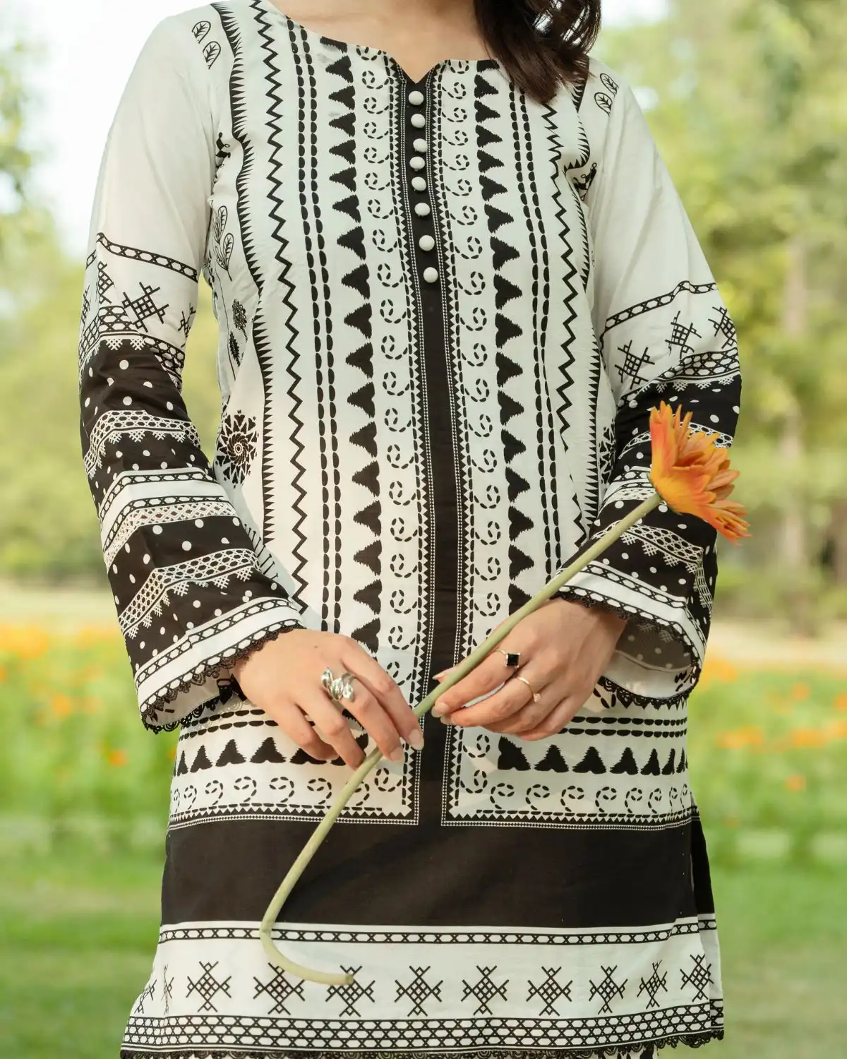 Gul Bahar By Inara Stitched 3 Piece Summer Suit-MONOCHROME TAILS DR-03 - Image 4