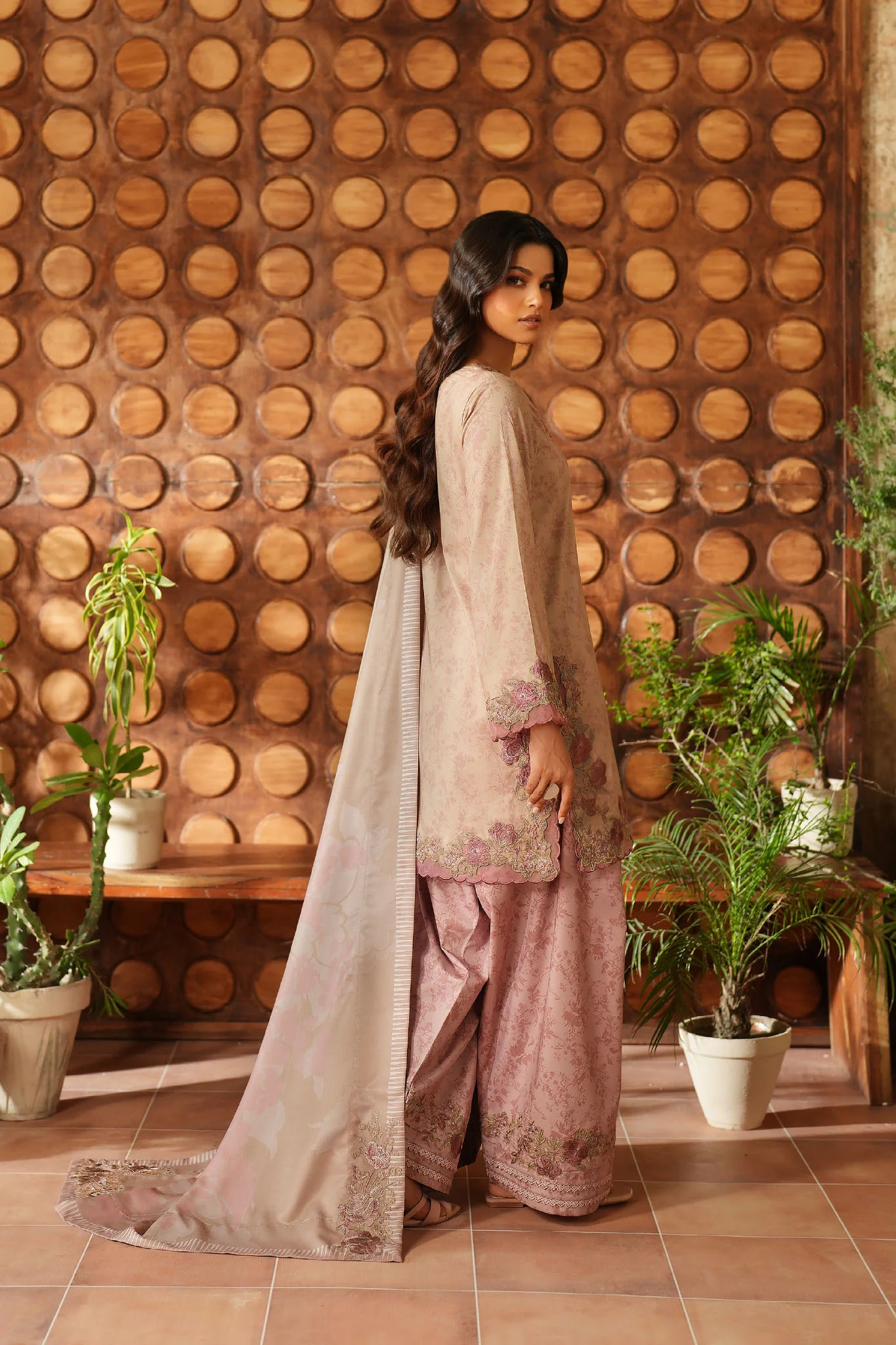 Iznik Unstitched 3 Piece Pre Fall Linen Suit-IPF-09 - Image 3
