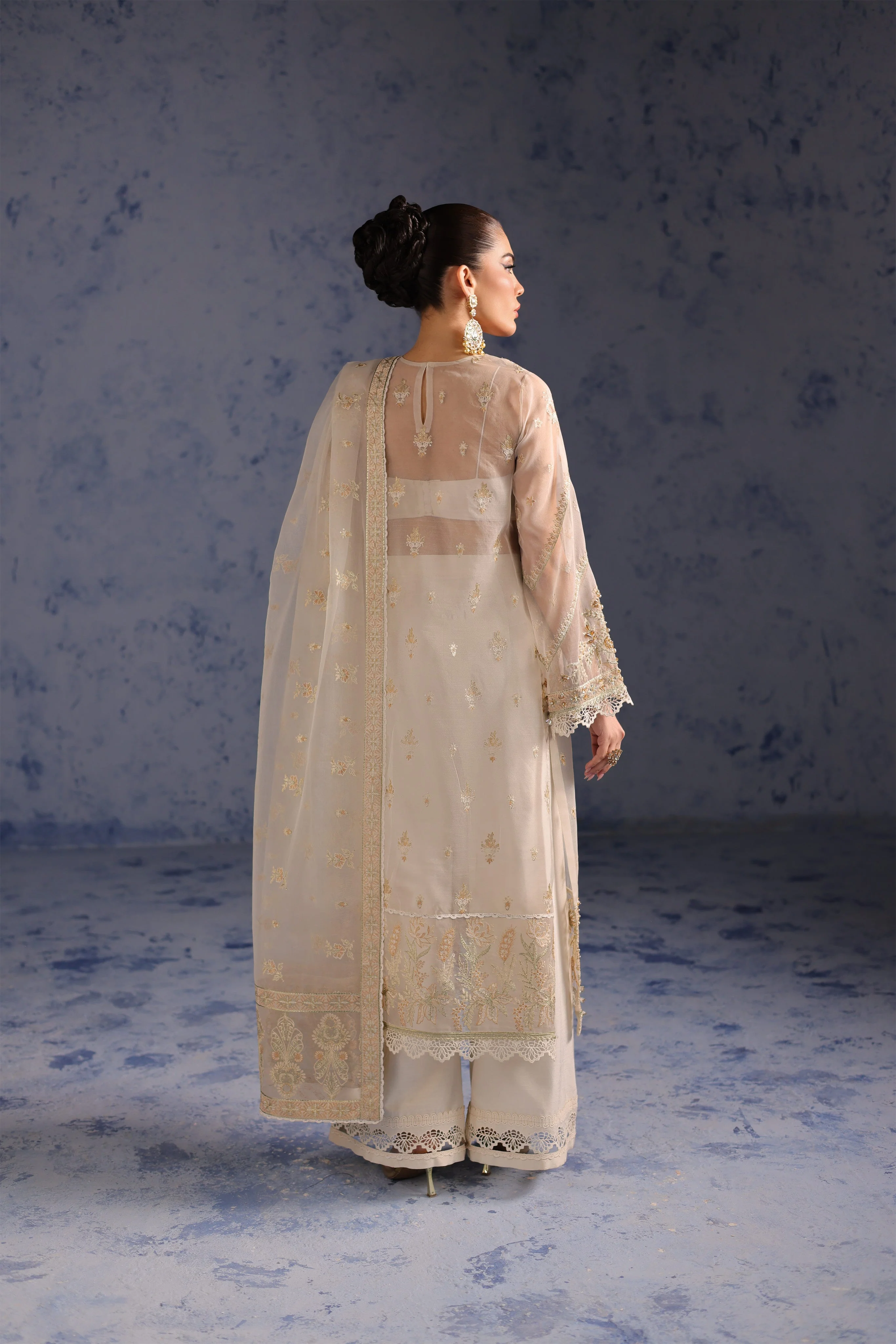 Amoris By Imran Ramzan Unstitched 3 Piece Luxury Formals Suit-Couronne de Perles - Image 3