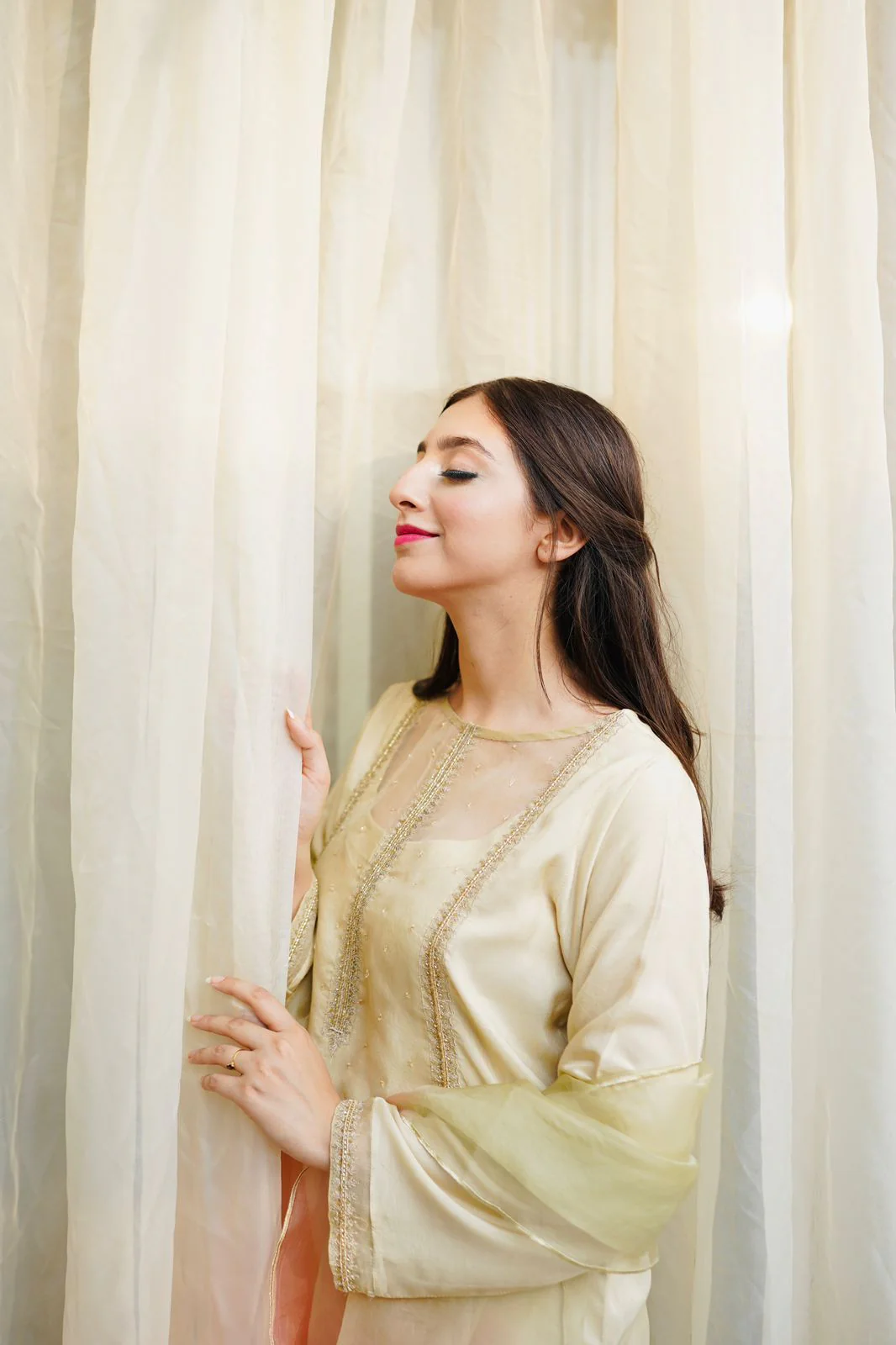 Pashma Khan Semi Formals Suit-Ivóry - Image 8