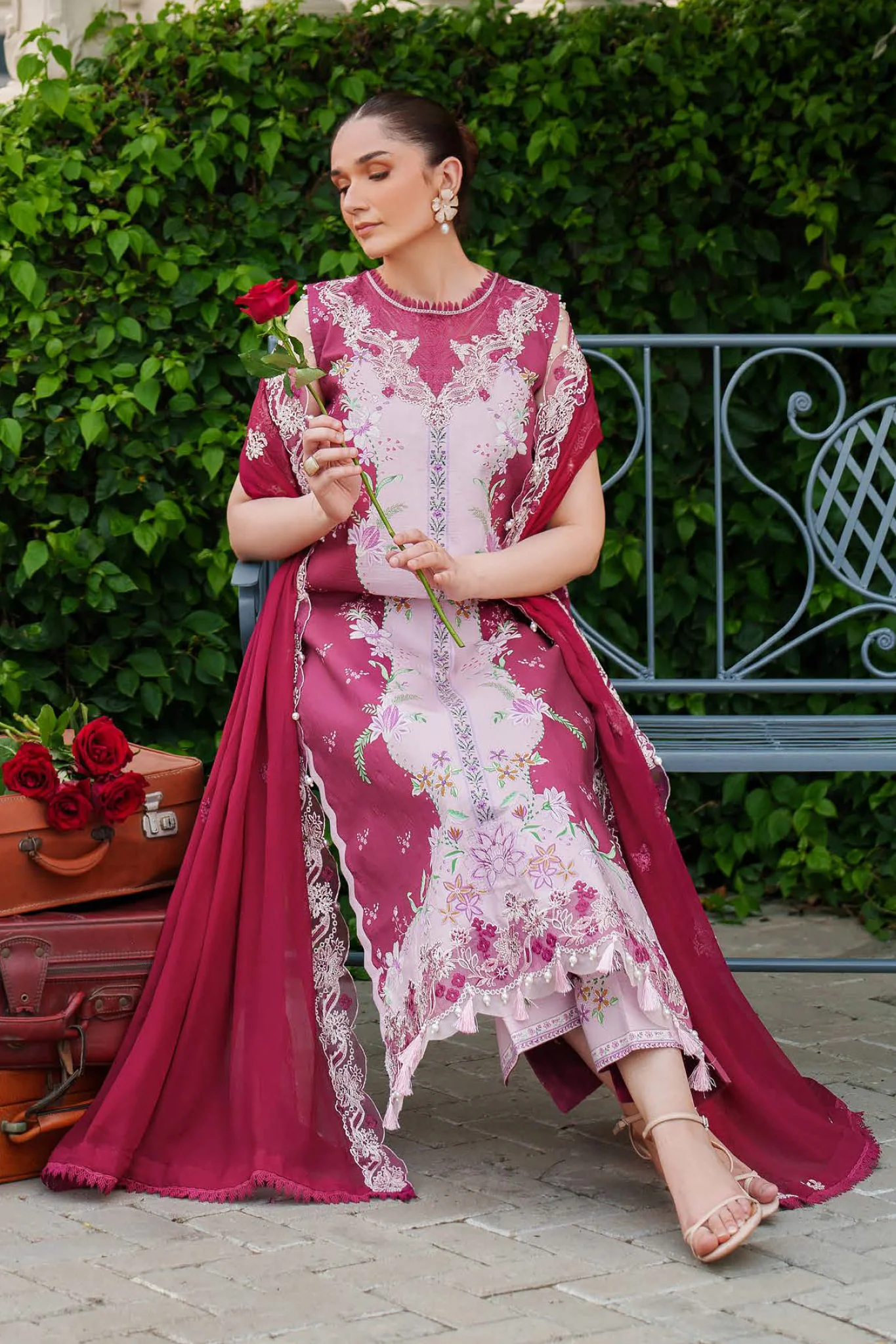Ivy Bloom by Parishay Unstitched 3 Piece Winter Edit-01 Suit-IW-11 - Image 2