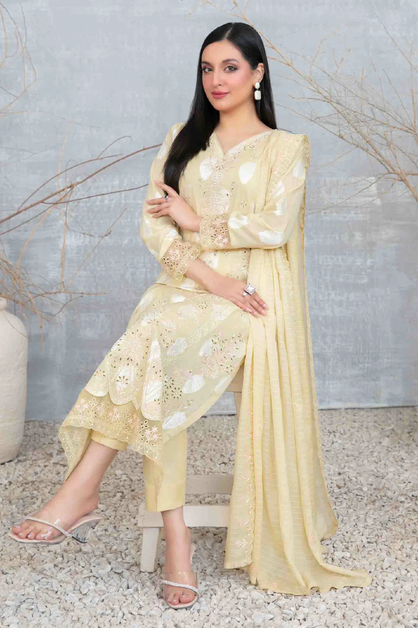 Izara By Tawakkal Unstitched 3 Piece Emb Lawn Collection-D-1095 - Image 3