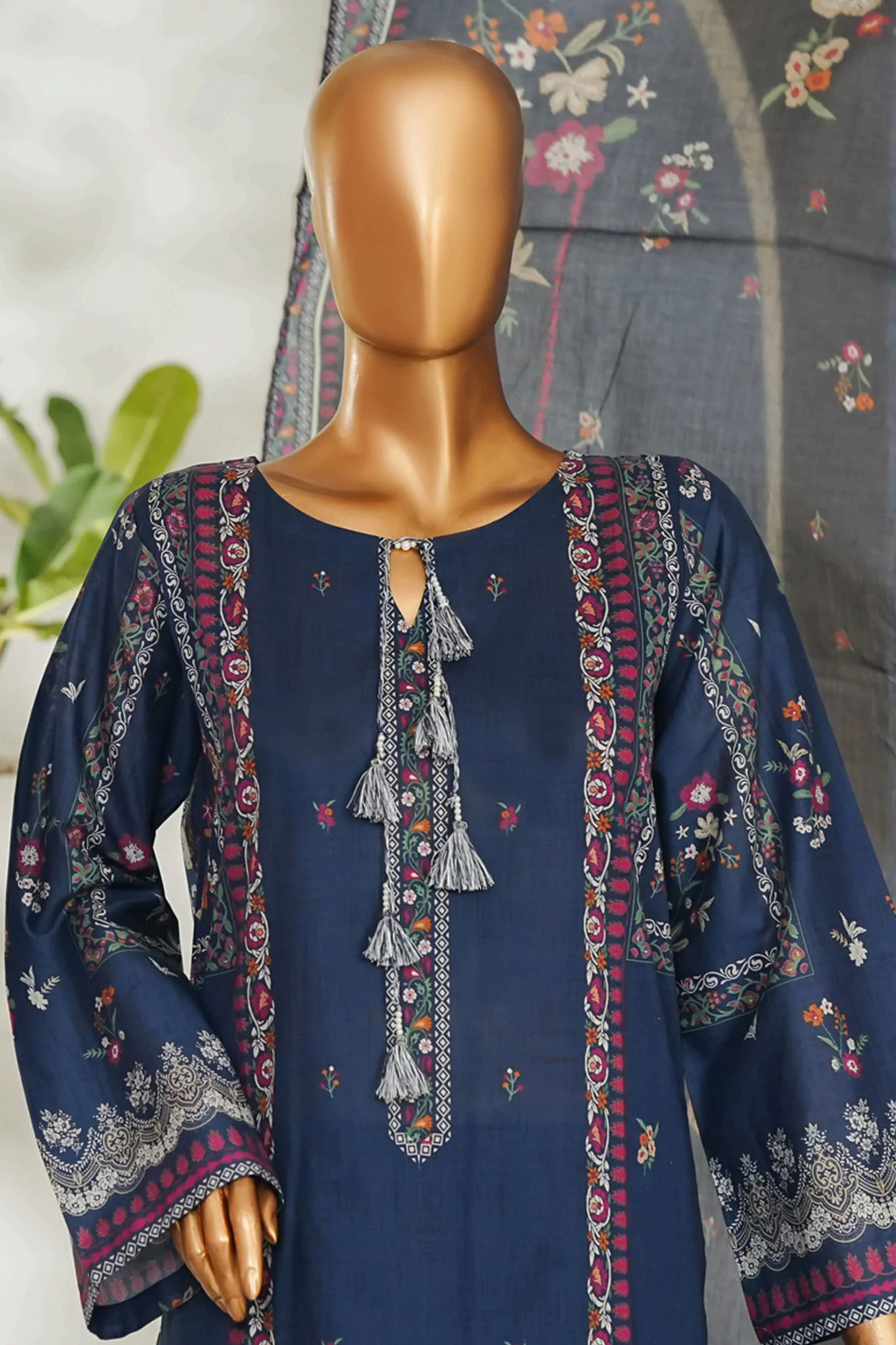 Bin Saeed Stitched 3 Piece Exclusive Printed Lawn Vol-01 Suit-LSM-2608 BLUE - Image 2