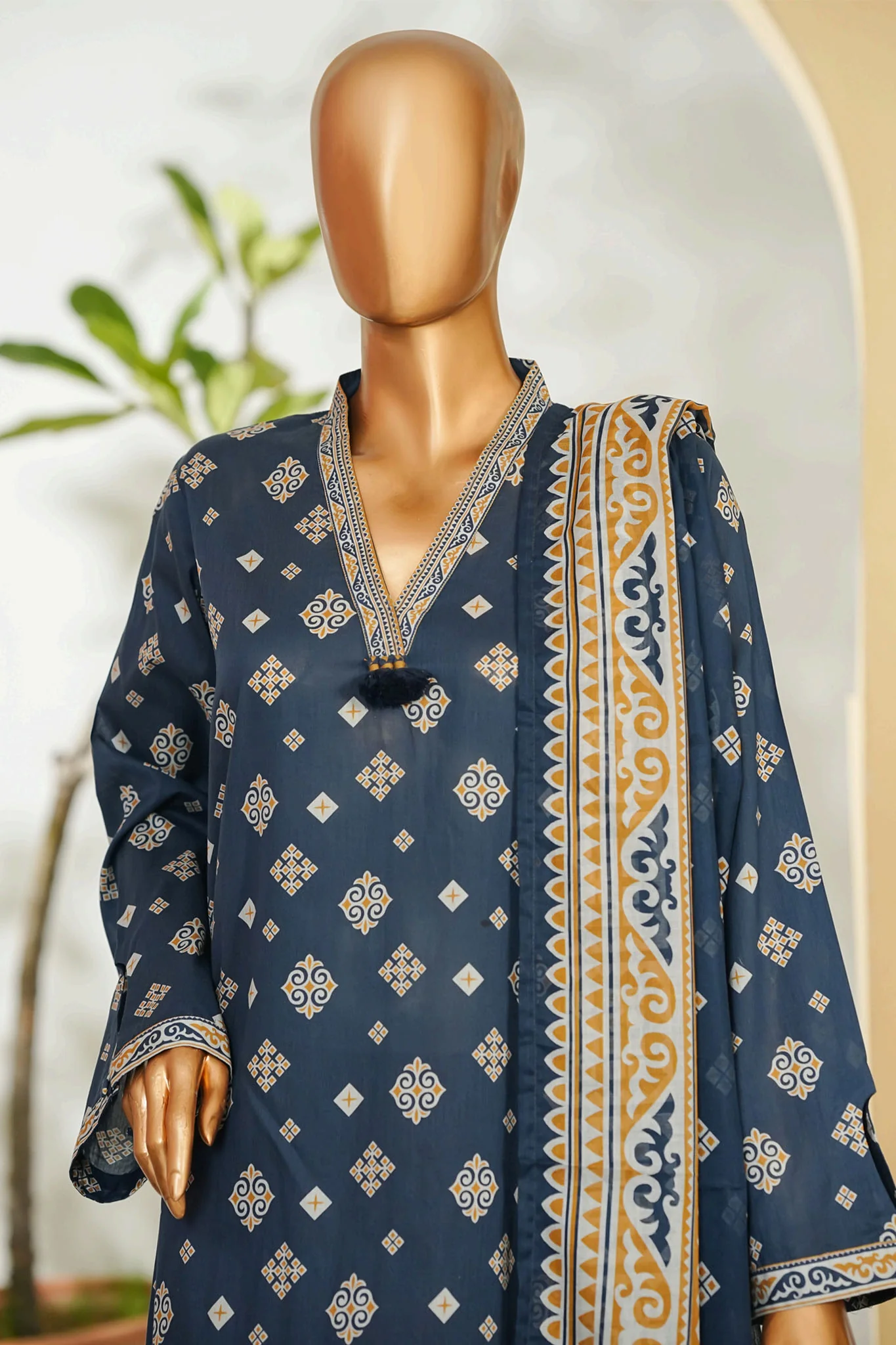 Bin Saeed Stitched 3 Piece Exclusive Printed Lawn Vol-01 Suit-LSM-2680 BLUE - Image 2