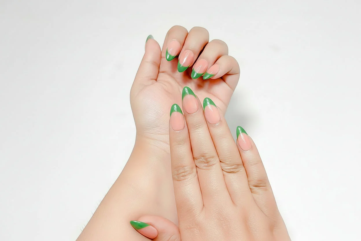Lushpaws Nail-Evergreen Bliss - Image 3