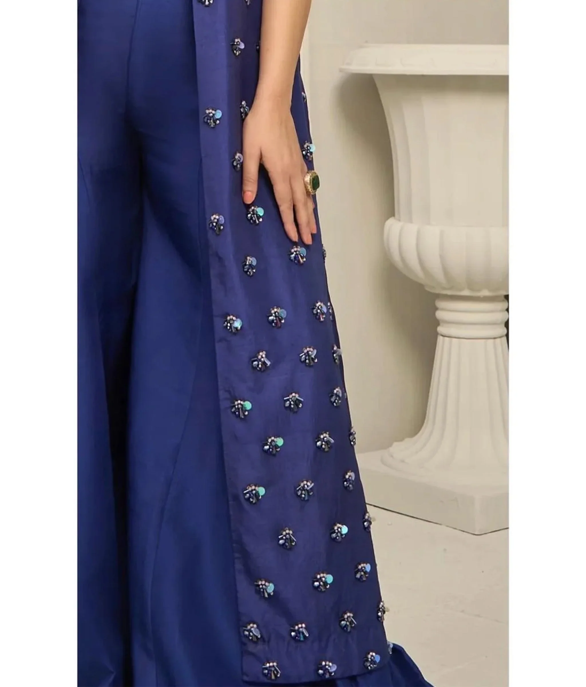 Mariam Malik Unstitched Luxury Formals Suit-Luxury Formals - 9 - Image 4