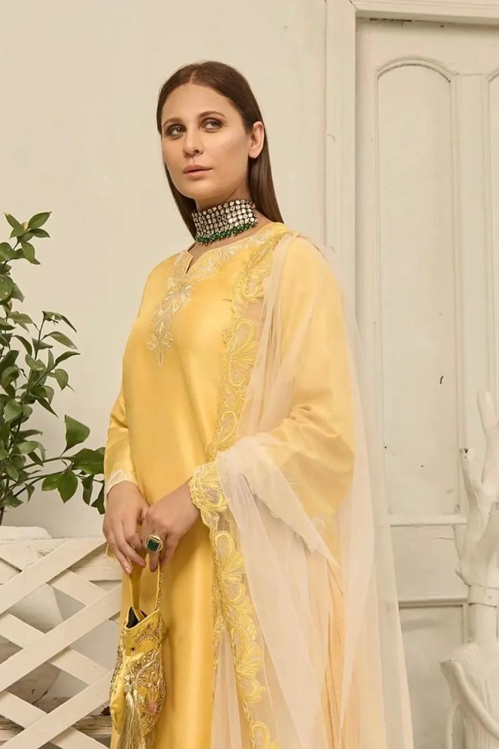 Mariam Malik Unstitched Luxury Formals Suit-Luxury Formals -4 - Image 2