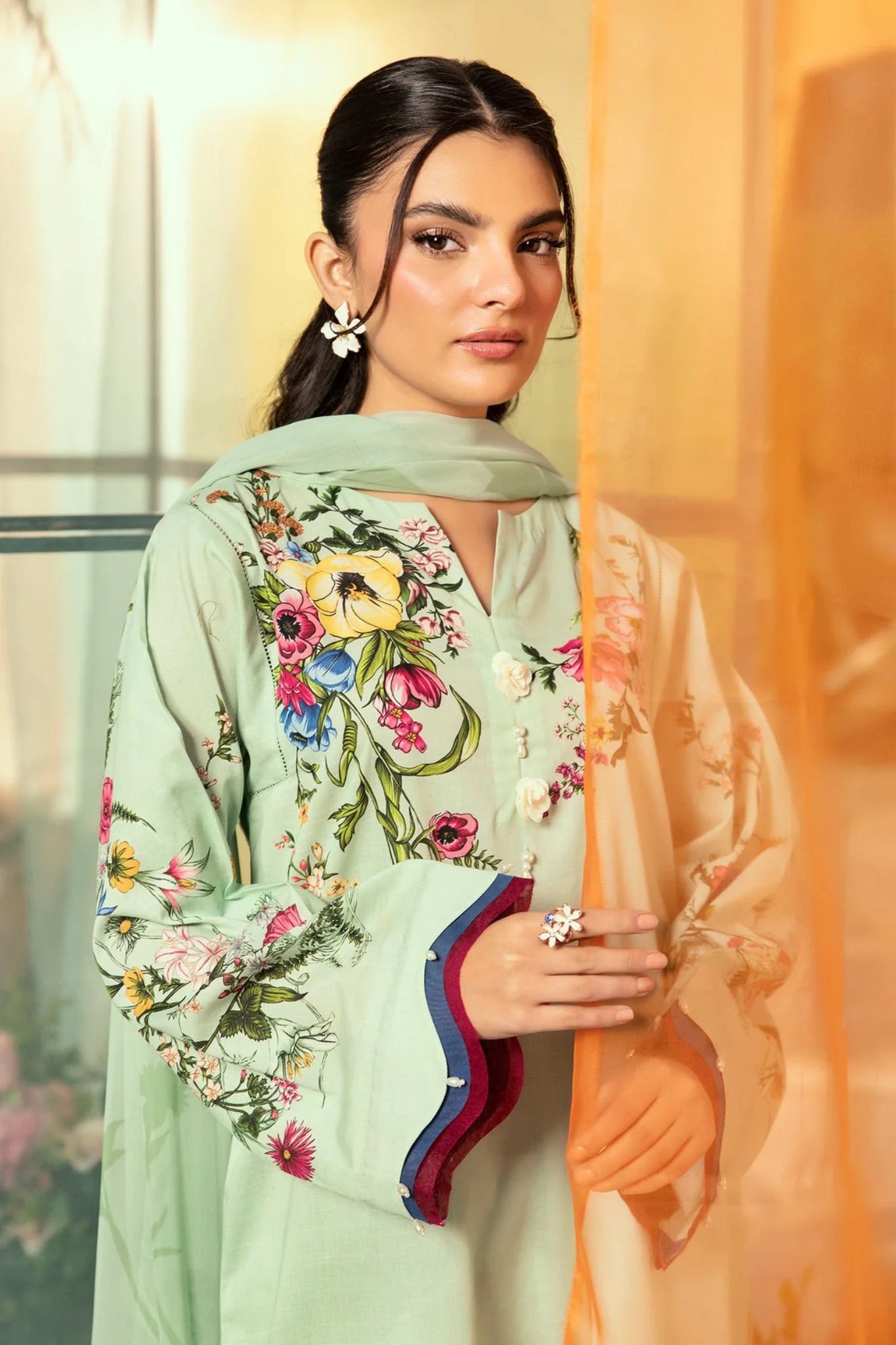M.Basics By Maria B Unstitched 3 Piece Lawn Vol-01 Collection-12-B - Image 2