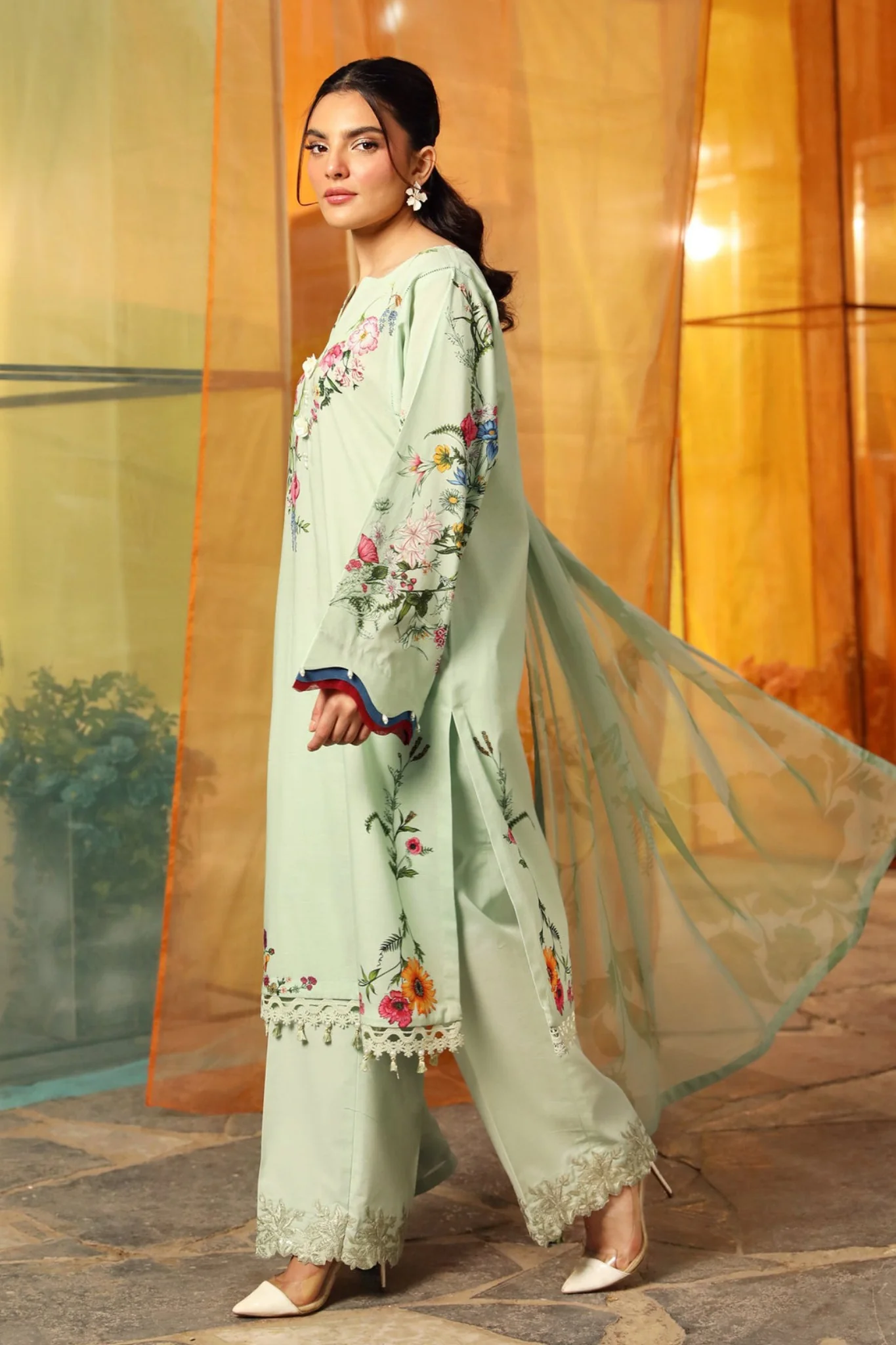 M.Basics By Maria B Unstitched 3 Piece Lawn Vol-01 Collection-12-B - Image 3