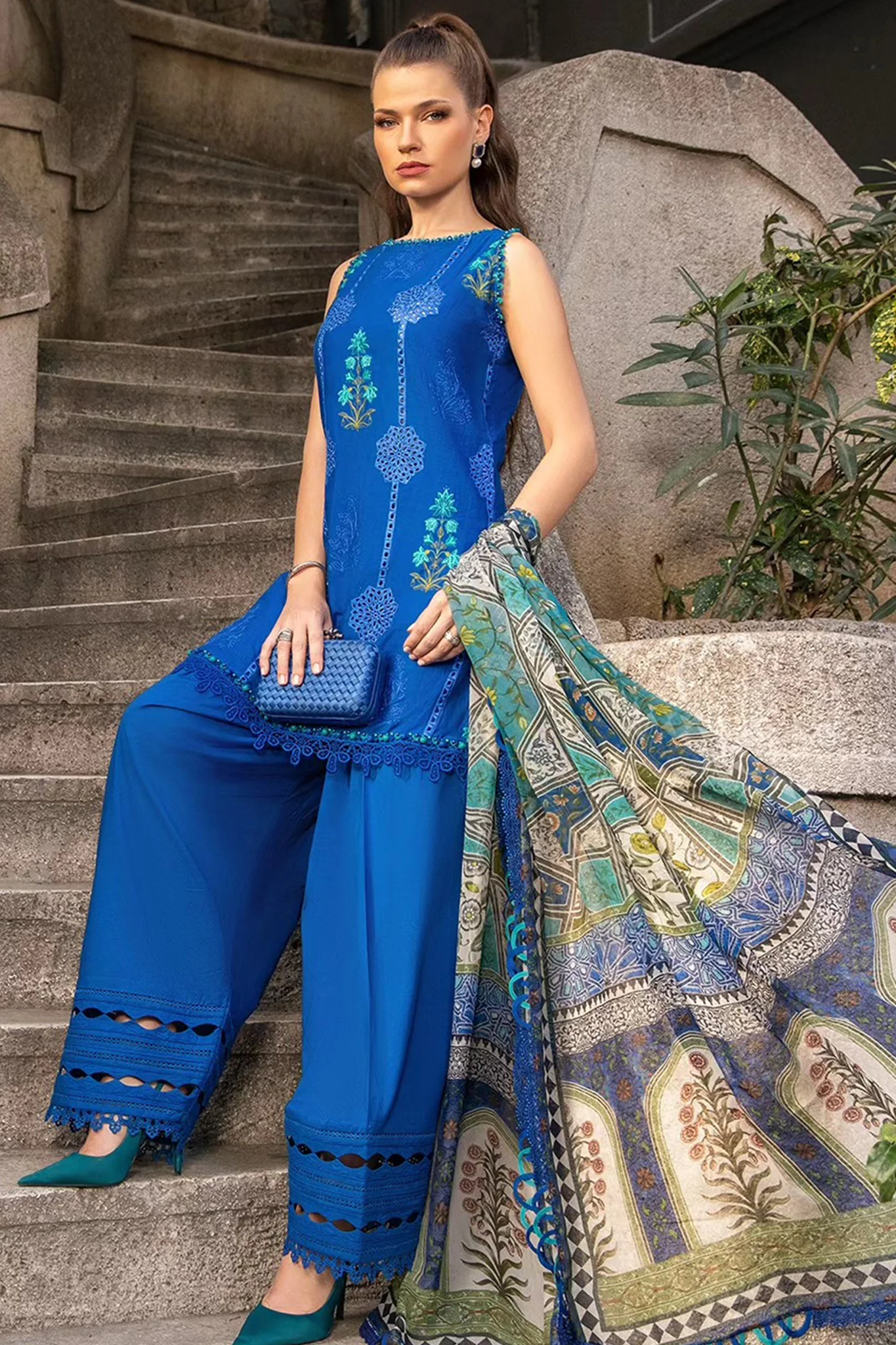 M Prints By Maria B Unstitched 3 Piece Cambric Fall Edit Suit-MPT-2303-A - Image 4