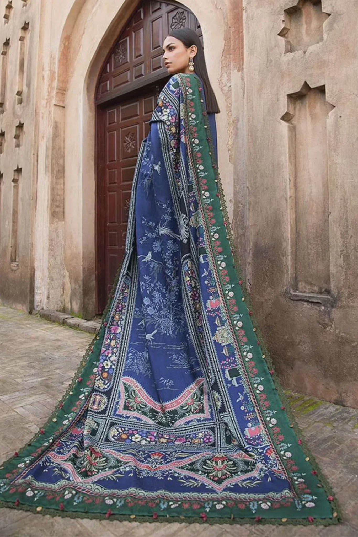 M Prints By Maria B Unstitched 3 Piece Winter Edition Suit-05-A - Image 3