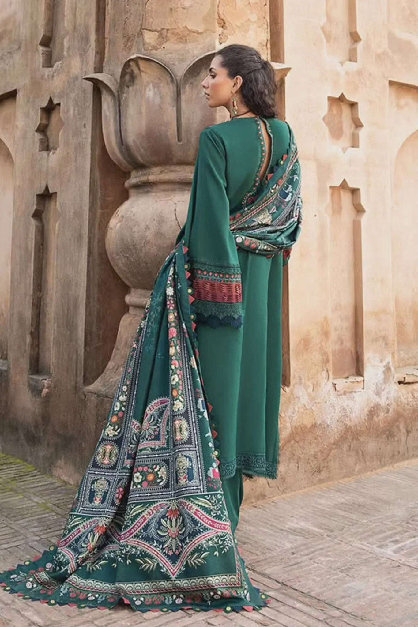 M Prints By Maria B Unstitched 3 Piece Winter Edition Suit-05-B - Image 3