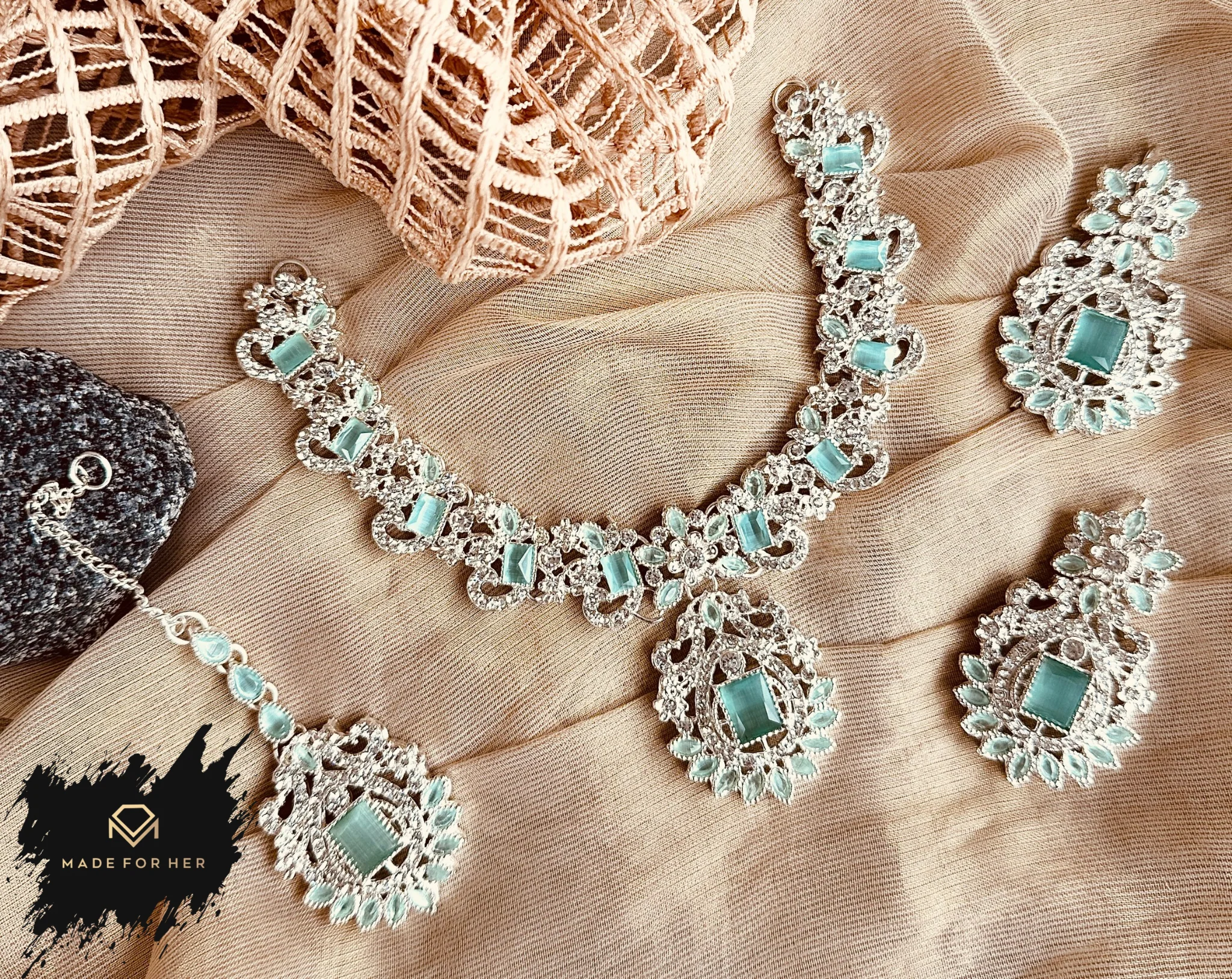 Made For Her-Livia Radiant Necklace Set - KSDQ1002 - Image 2