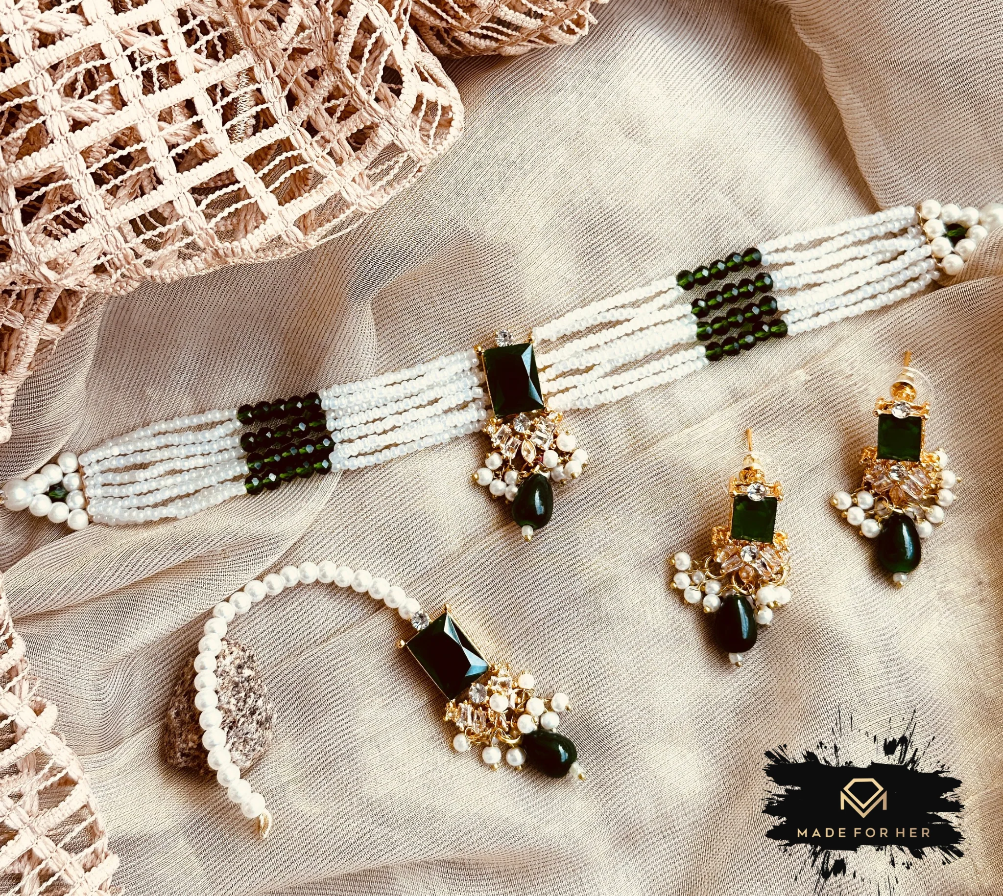 Made For Her-Parisa Crystal Choker Set - KSH1073 - Image 3