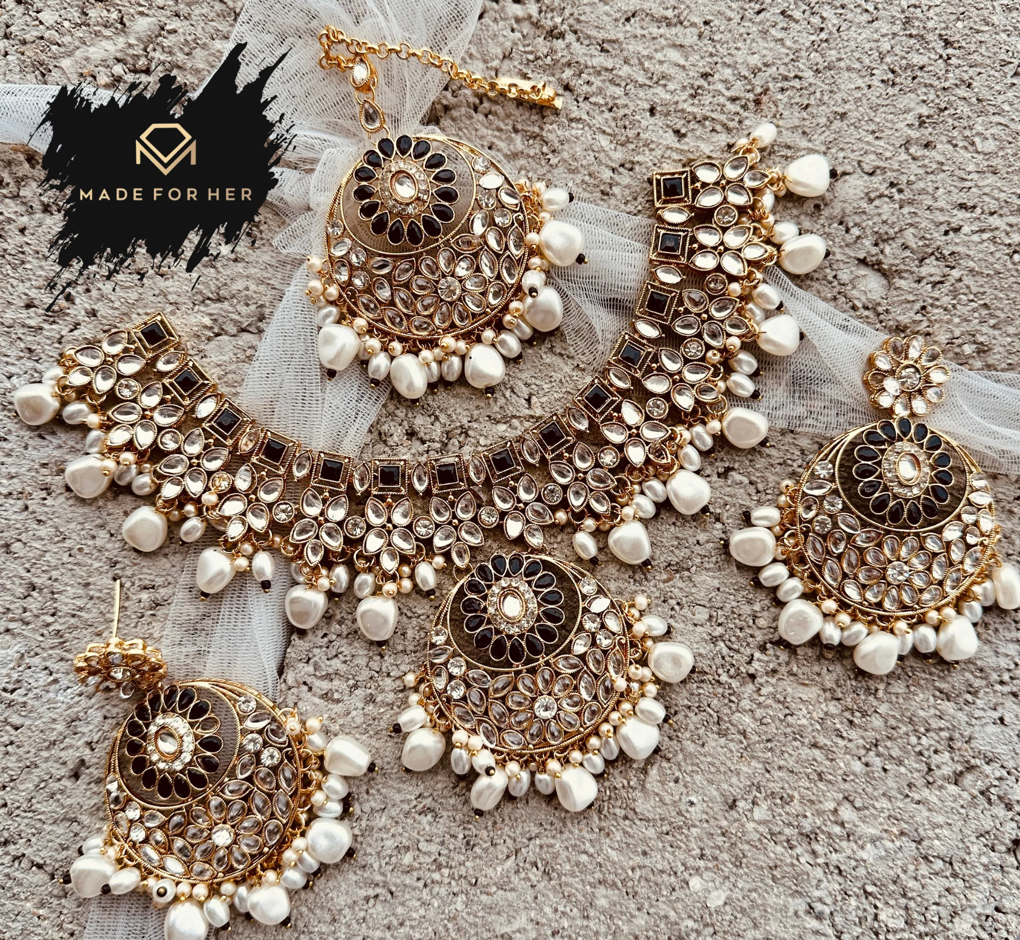 Made For Her-Zariya - Kundan Necklace Set