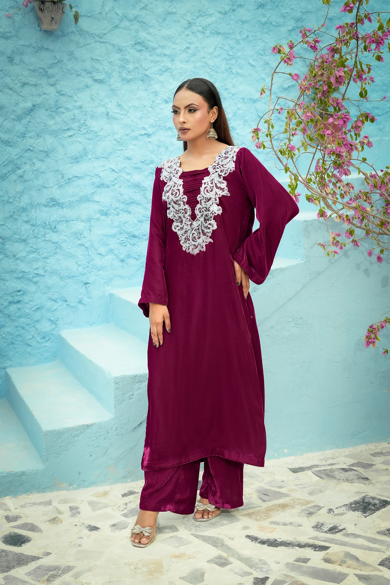 Noor E Mahal by Madiha Gohar Stitched Formals Suit-Noor e Gulnaar | 2pc Embroidered Velvet - Image 4