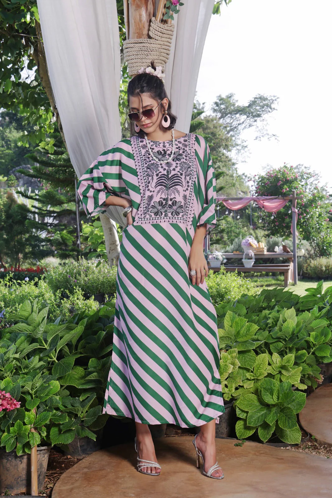 Luxe Noir by Madiha Gohar Stitched Summer Suit-Pink Meadow - Image 3