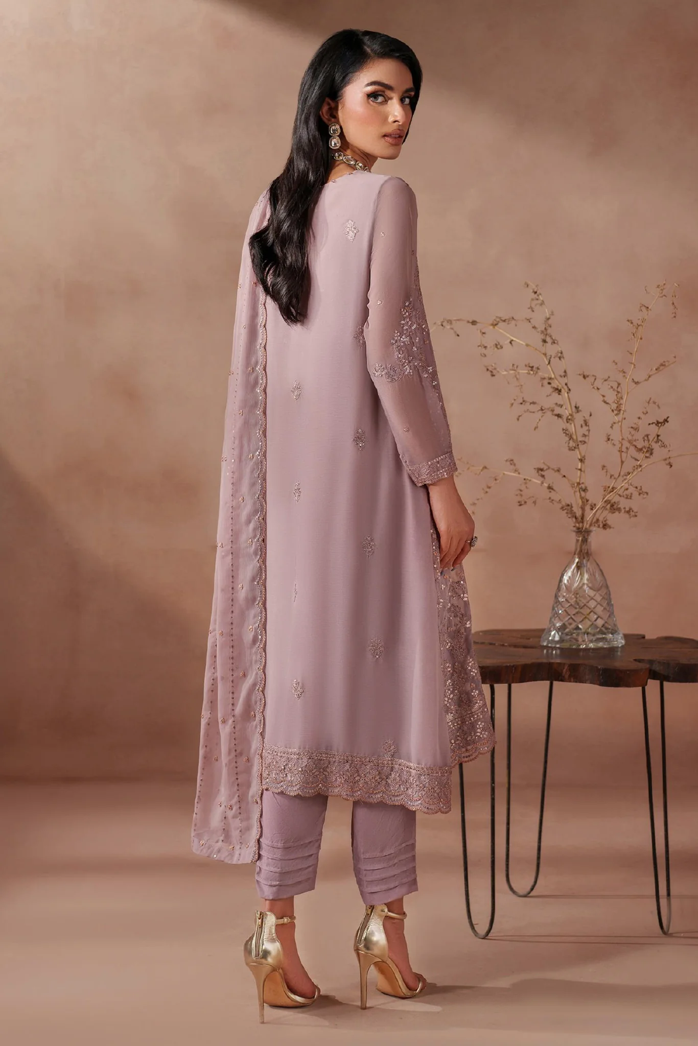 Mahrosh by Zarif Unstitched 3 Piece Formals Suit-MUF-04-Saheer - Image 4