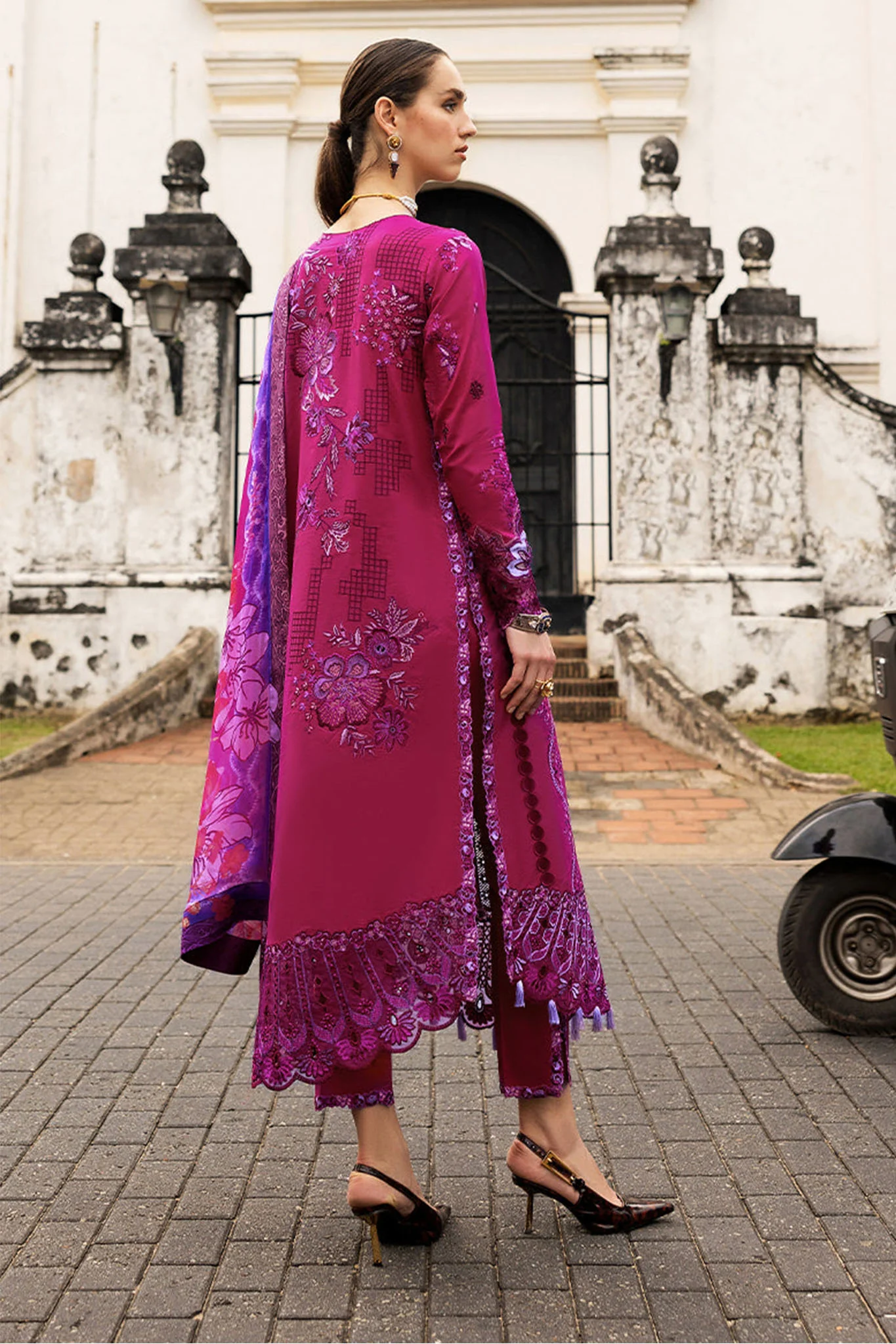 Manaram By Mushq Unstitched 3 Piece Luxury Lawn Suit-MUN-14-Dreamy Whirl - Image 3
