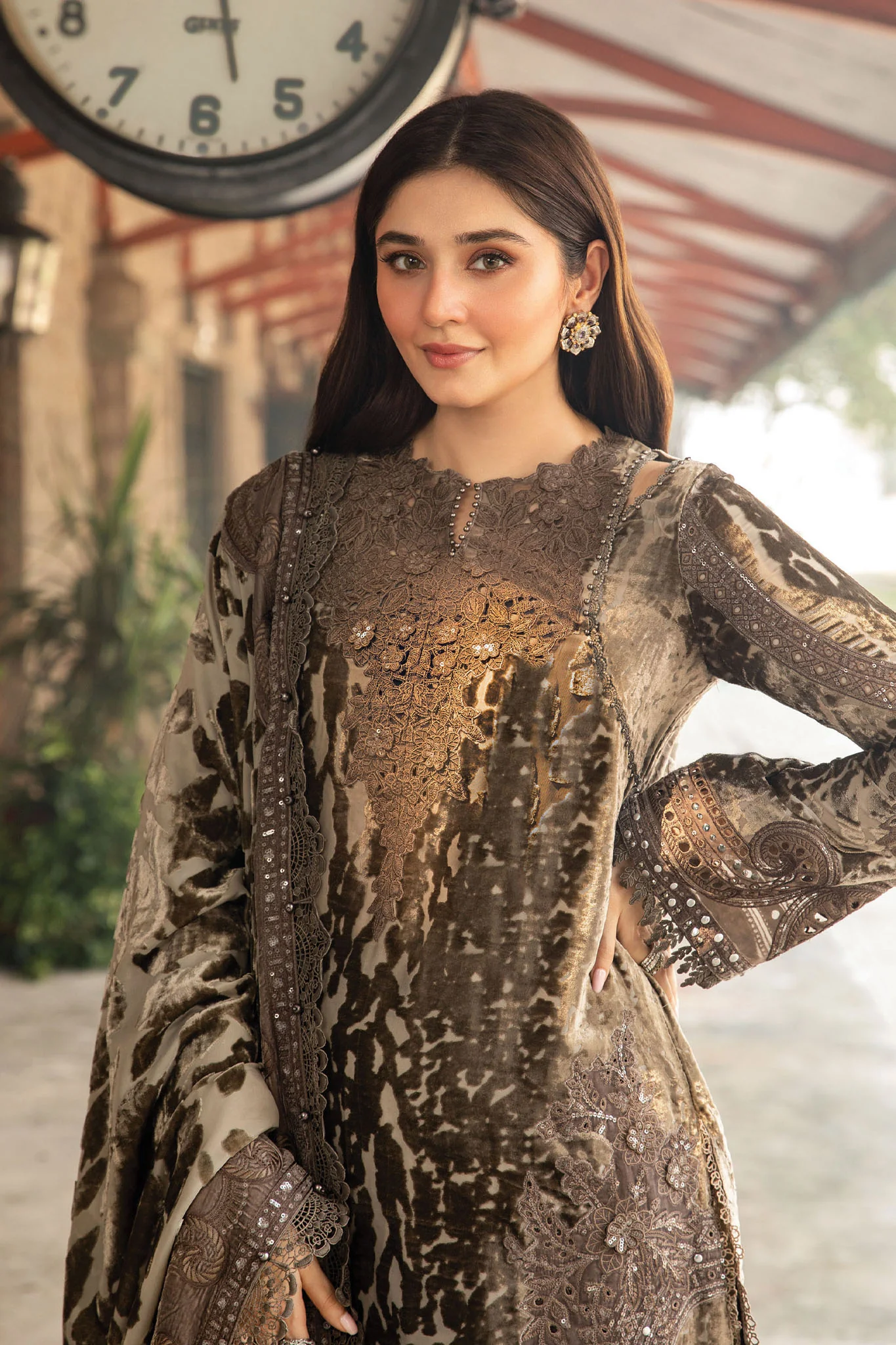 Maria B Unstitched 3 Piece Winter Luxe Suit-LN-1201 - Image 2