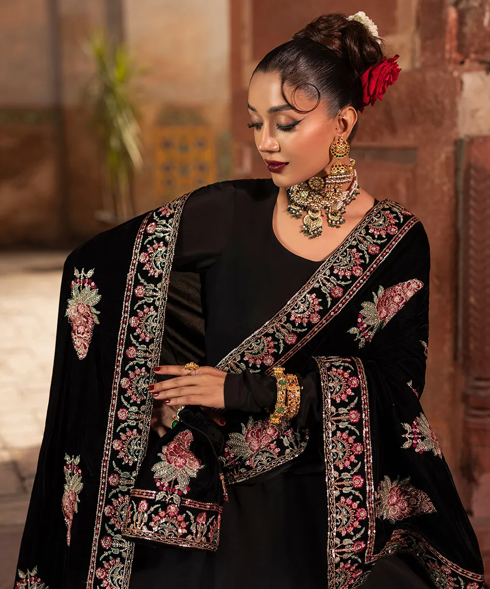 Makhmal By Mazil Stitched 3 Piece Formals Suit-Kala Gulab Pishwas - Image 8