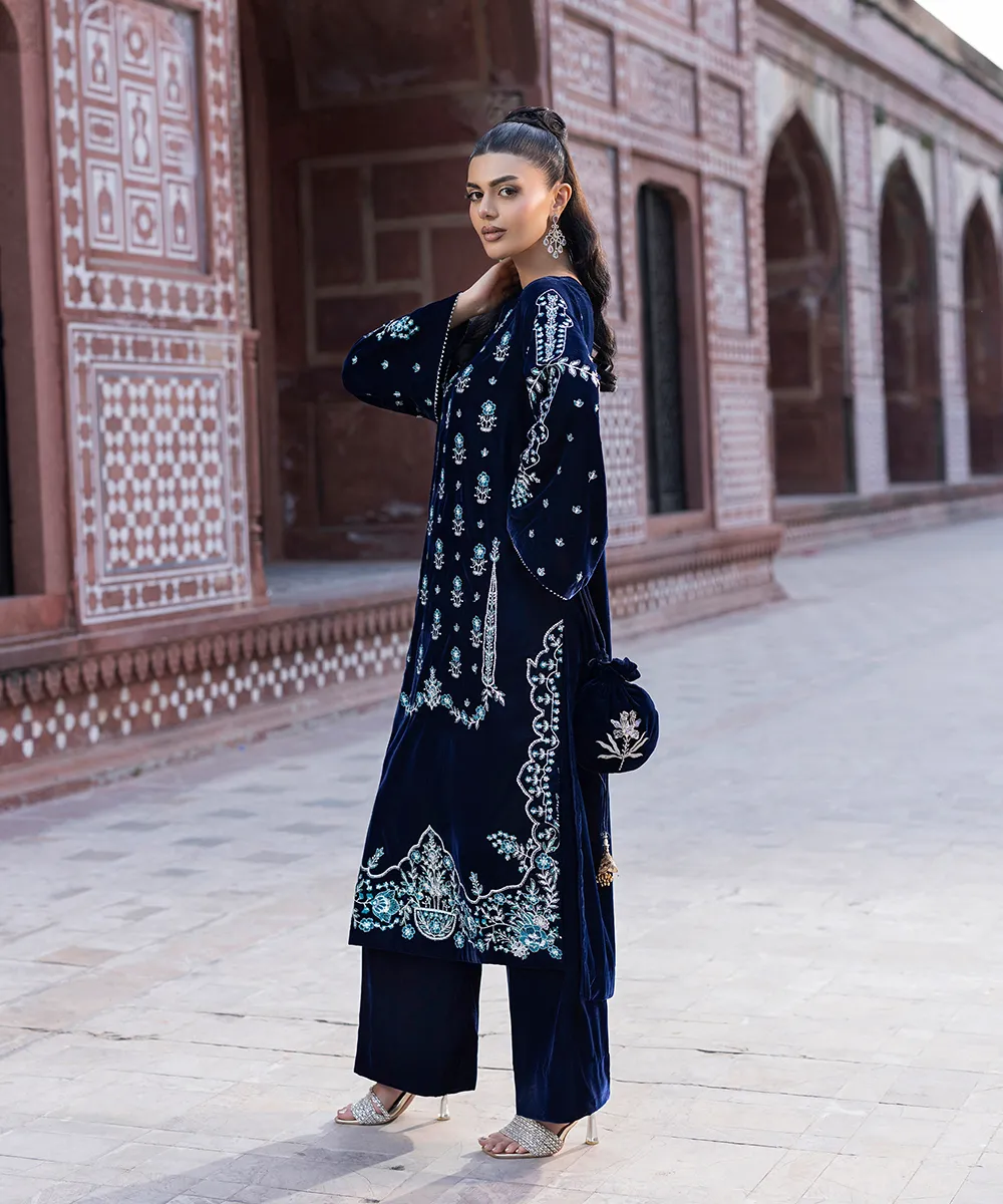 Makhmal By Mazil Stitched 3 Piece Formals Suit-Maisu - Image 3