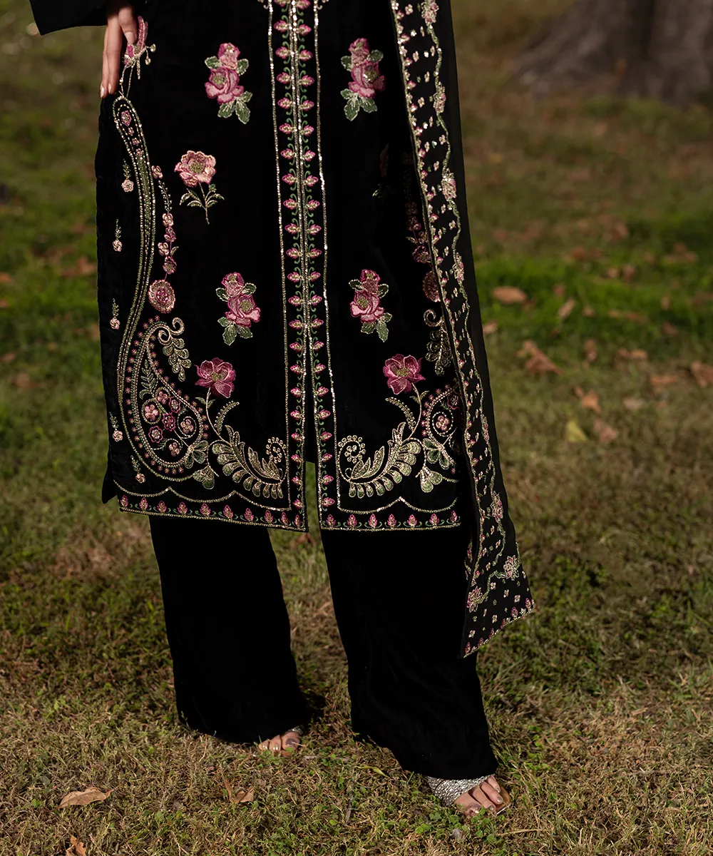 Makhmal By Mazil Stitched 3 Piece Formals Suit-Swabi - Image 3