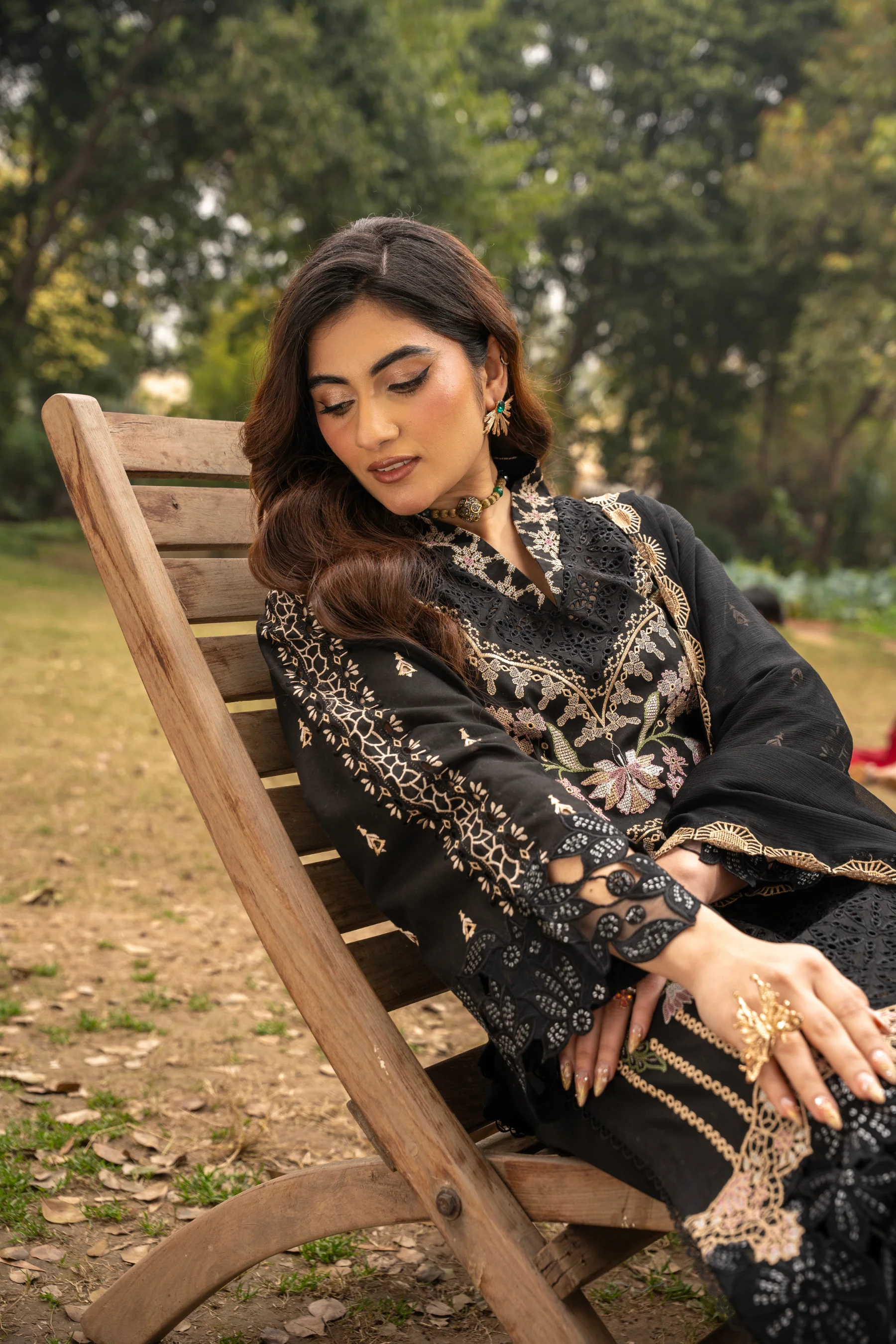 Mehru By Zebtan Unstitched 3 Piece Luxury Lawn Spring Suit-Mehru MZ-05 - Image 2
