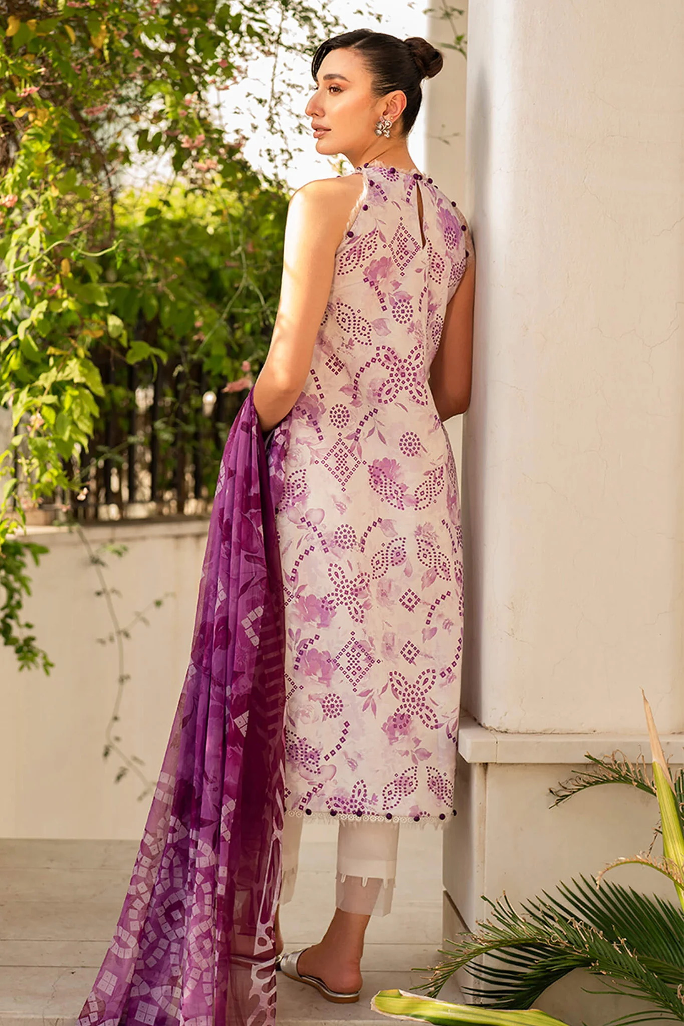 Meraki By Asifa Nabeel Unstitched 3 Piece Digital Printed Lawn Vol-02 Suit-MK-10-Reshmi - Image 3