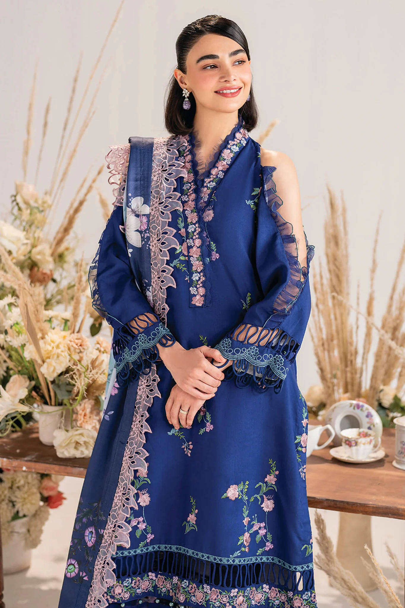 Meraki By Asifa Nabeel Unstitched 3 Piece Winter Vol-01 Suit-MW-03-Frostbite - Image 4