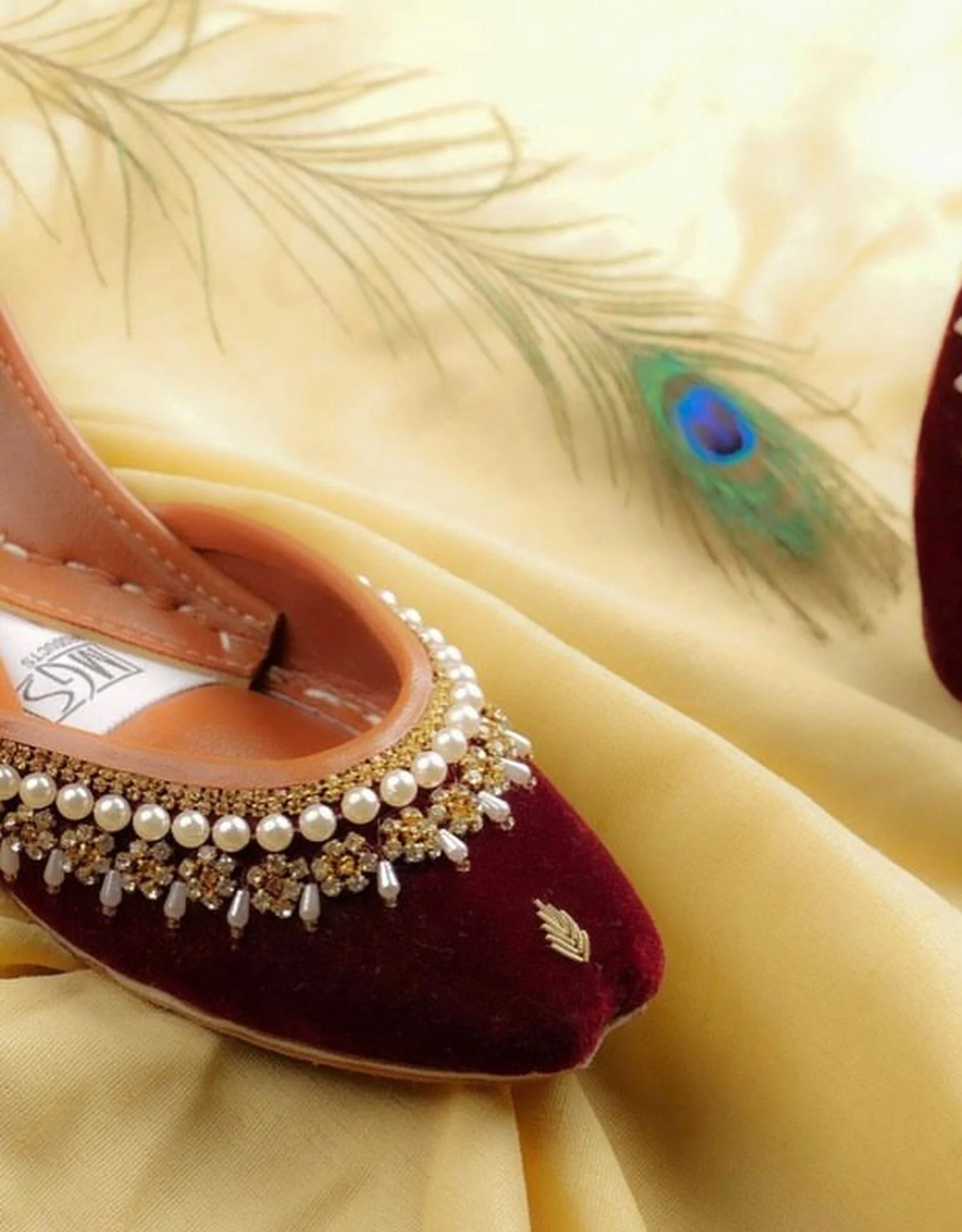 Mgs Style Khussa Collection-Lustre Pearl Ensemble Red - Image 2