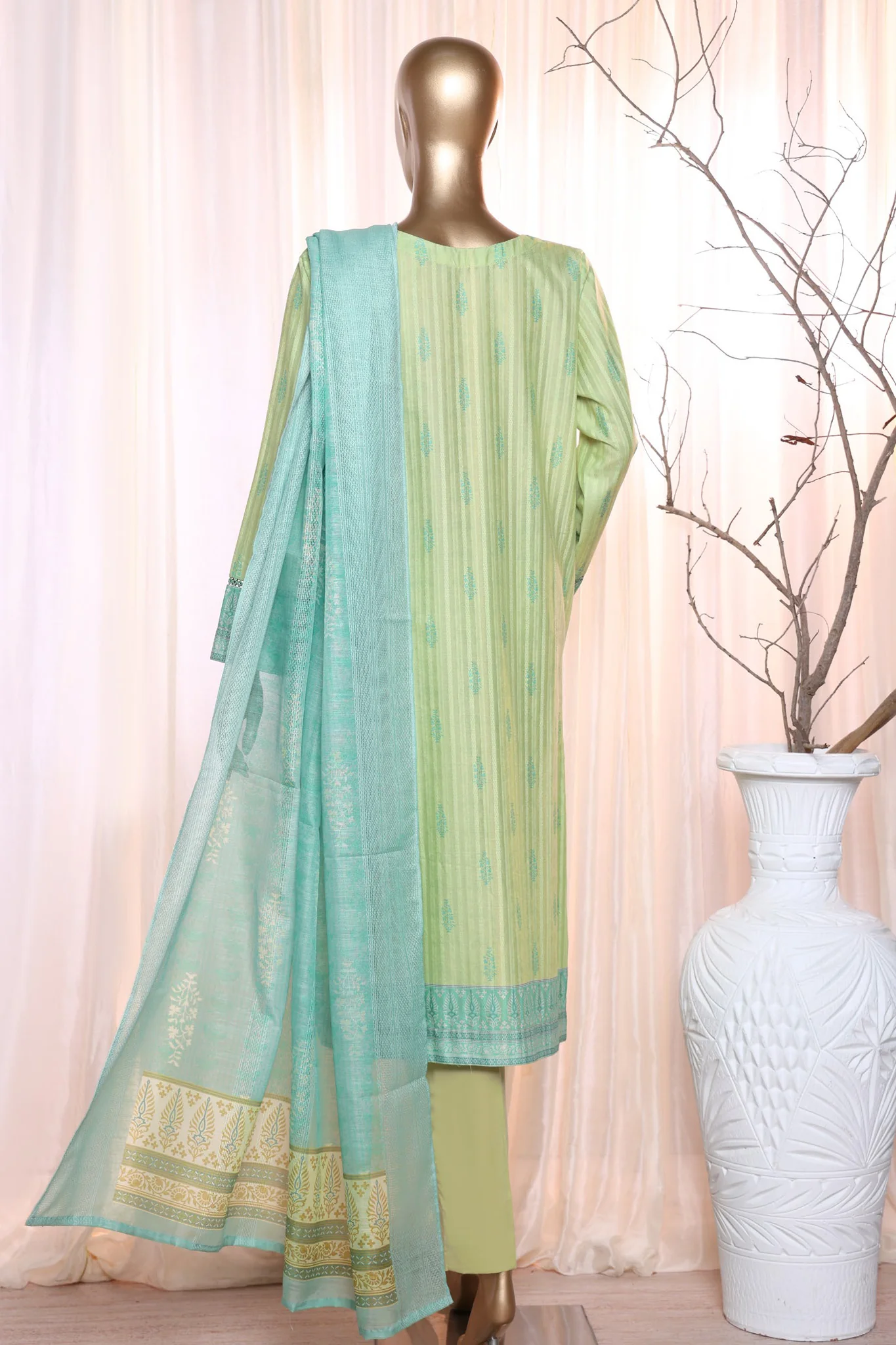 Ninokara Prints By HZ Unstitched 3 Piece Digital Printed Lawn Suit-NP-208 - Image 3