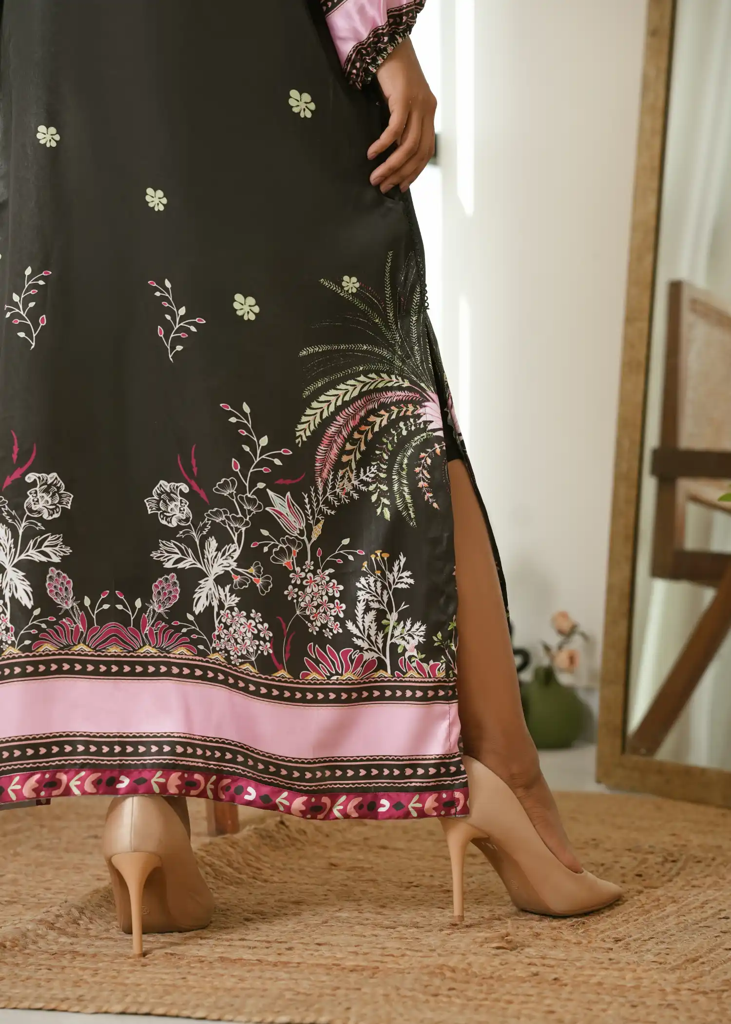 Chapter One - Karashe Stitched Summer Suit-Noir - Image 4