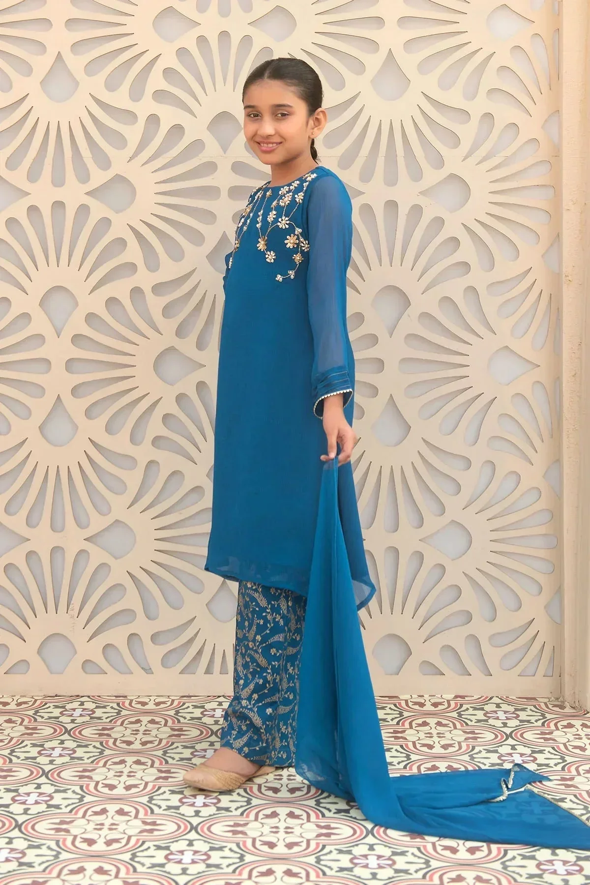 Ochre Clothing-Chiffon Hand Adda Work 3 Pc Suit-AC-60 - Image 4