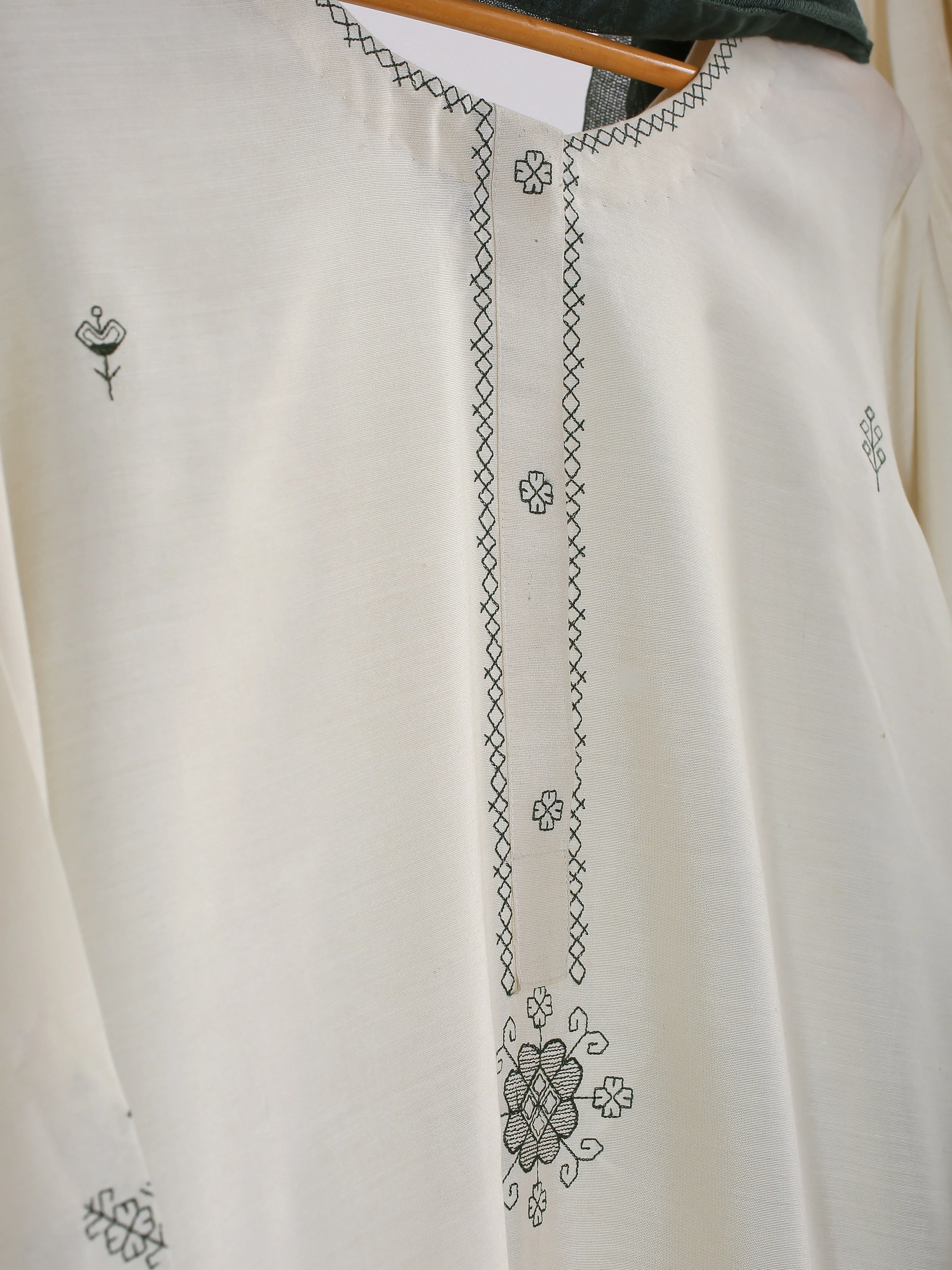 Samawi Stitched Kurta Suit-Pearl Kurta - Image 4