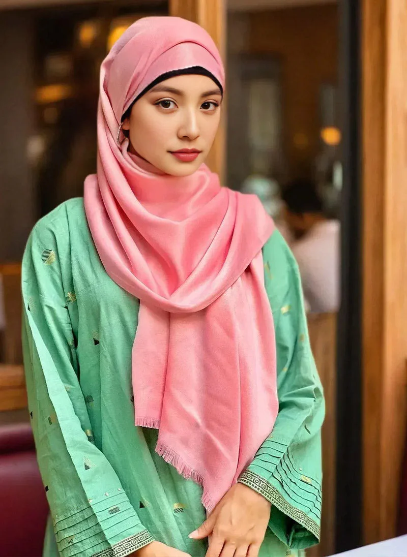 Hijab Ul Hareem Plain Shimmer Hijab - Image 2