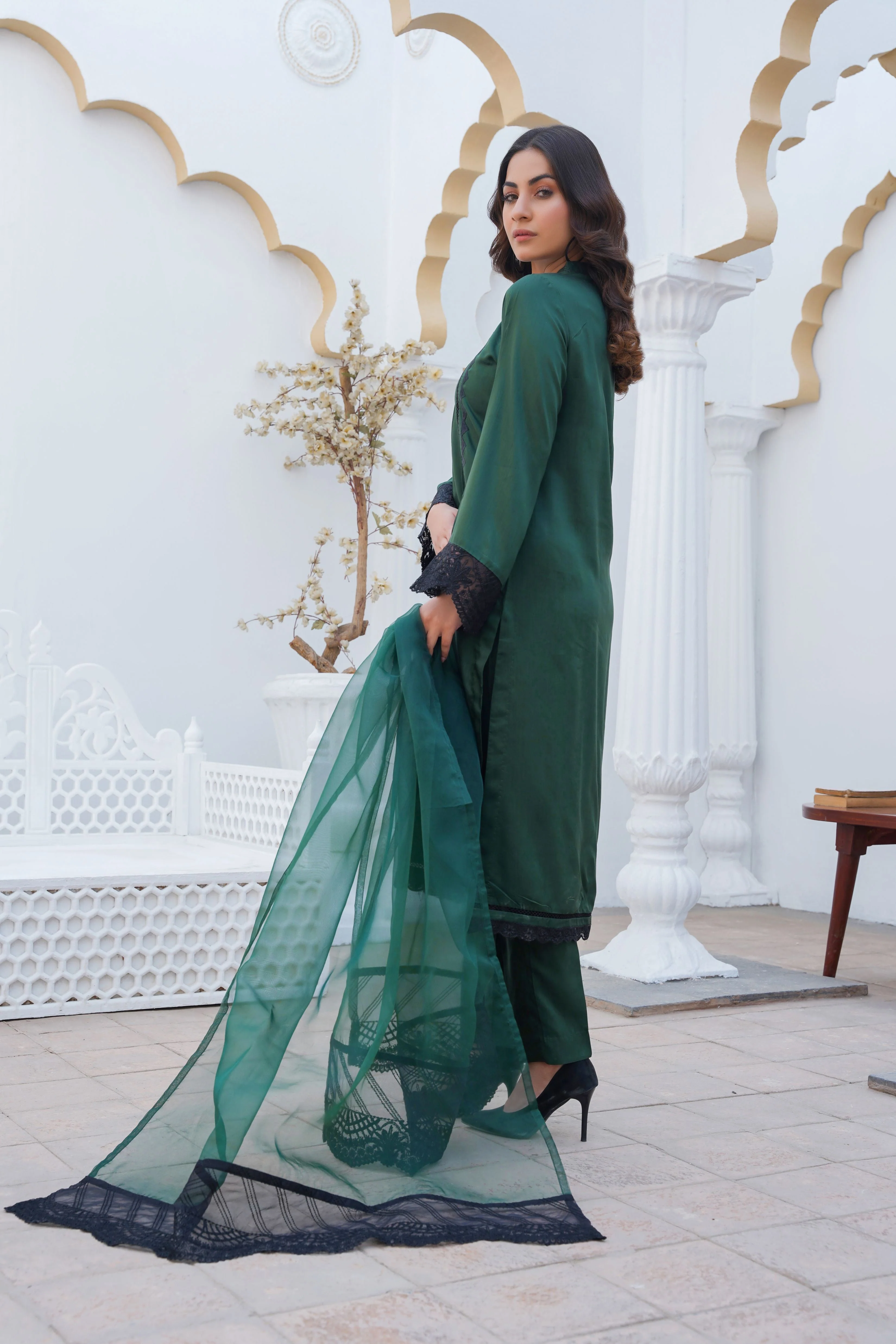 Threads & Weaves Stitched 3 Piece Pret Emb Viscose Collection-06 - Image 3