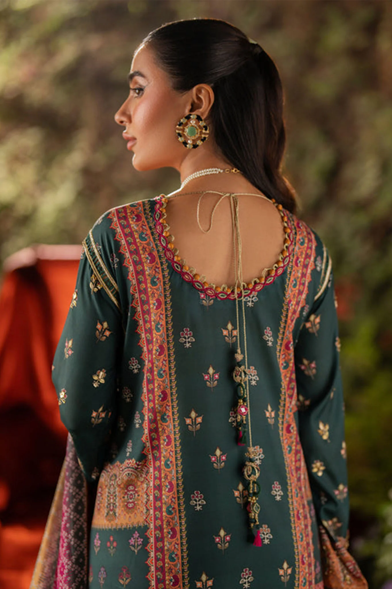Qalamkar Unstitched 3 Piece Luxe Silk Suit-UA-02-Nina - Image 3