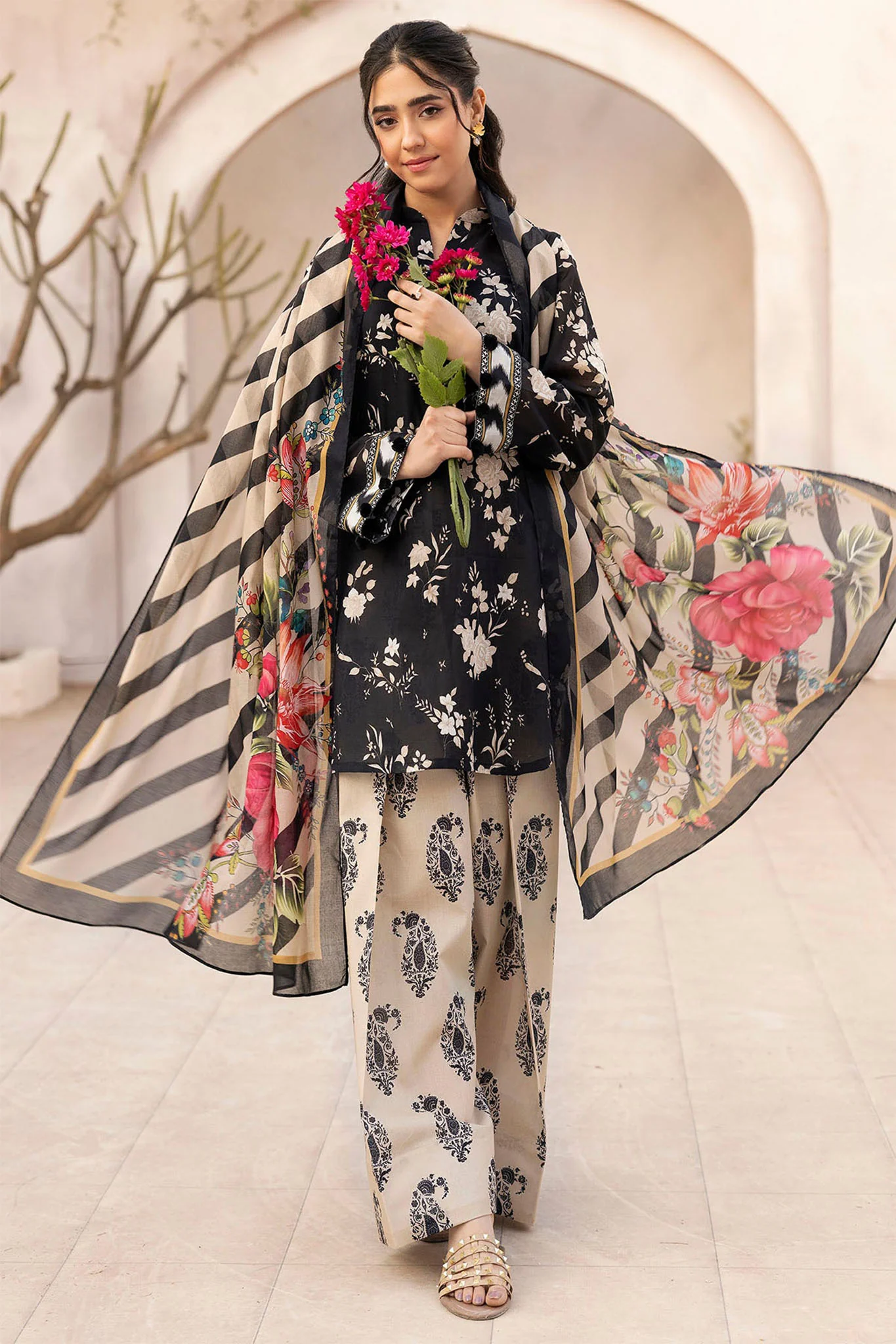 Rang By Motifz Unstitched 3 Piece Printed Lawn 2 Suit-5515-Rita - Image 4